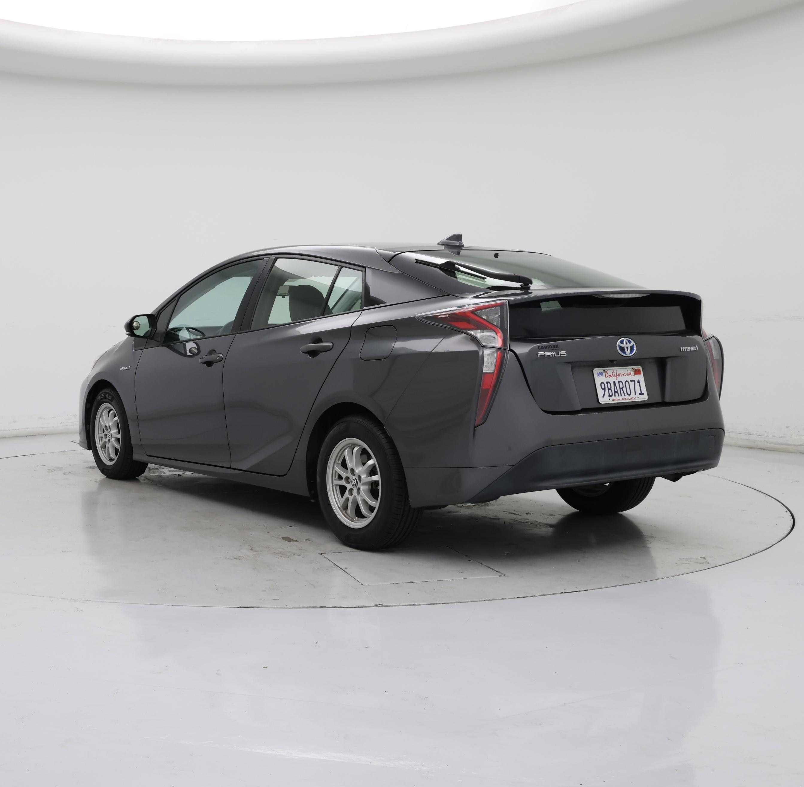 Thumbnail: 2017 Toyota Prius - 2