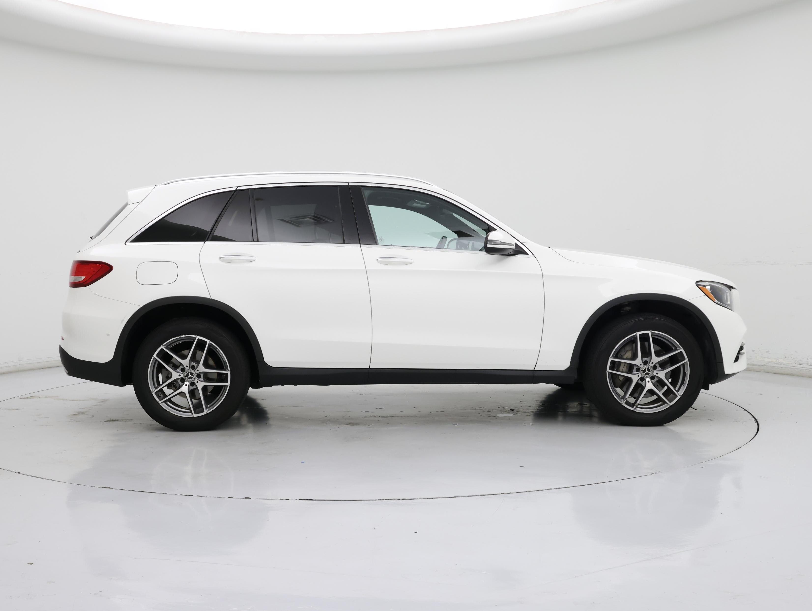 Thumbnail: 2019 Mercedes-Benz GLC - 7