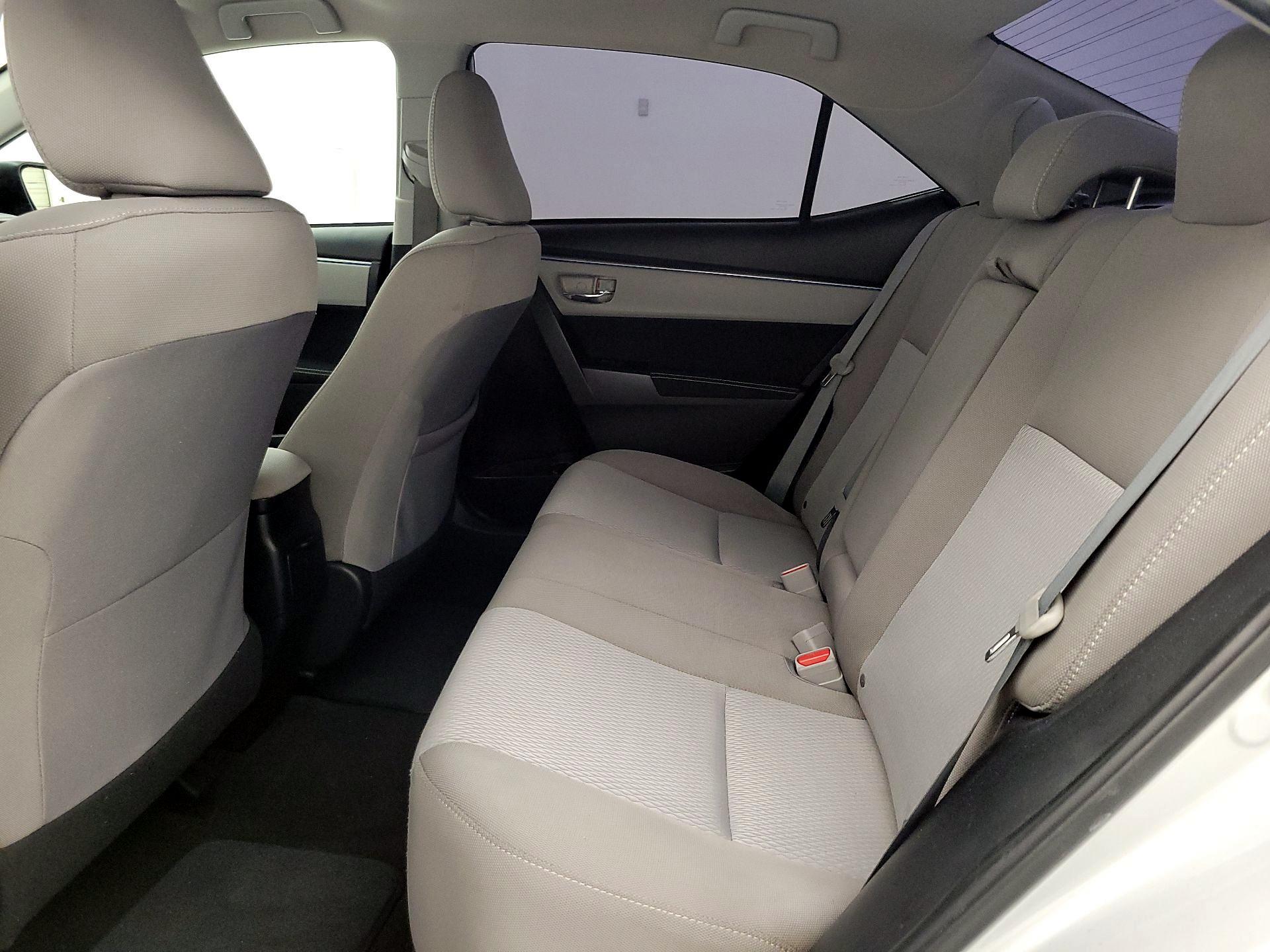 Thumbnail: 2016 Toyota Corolla - 19