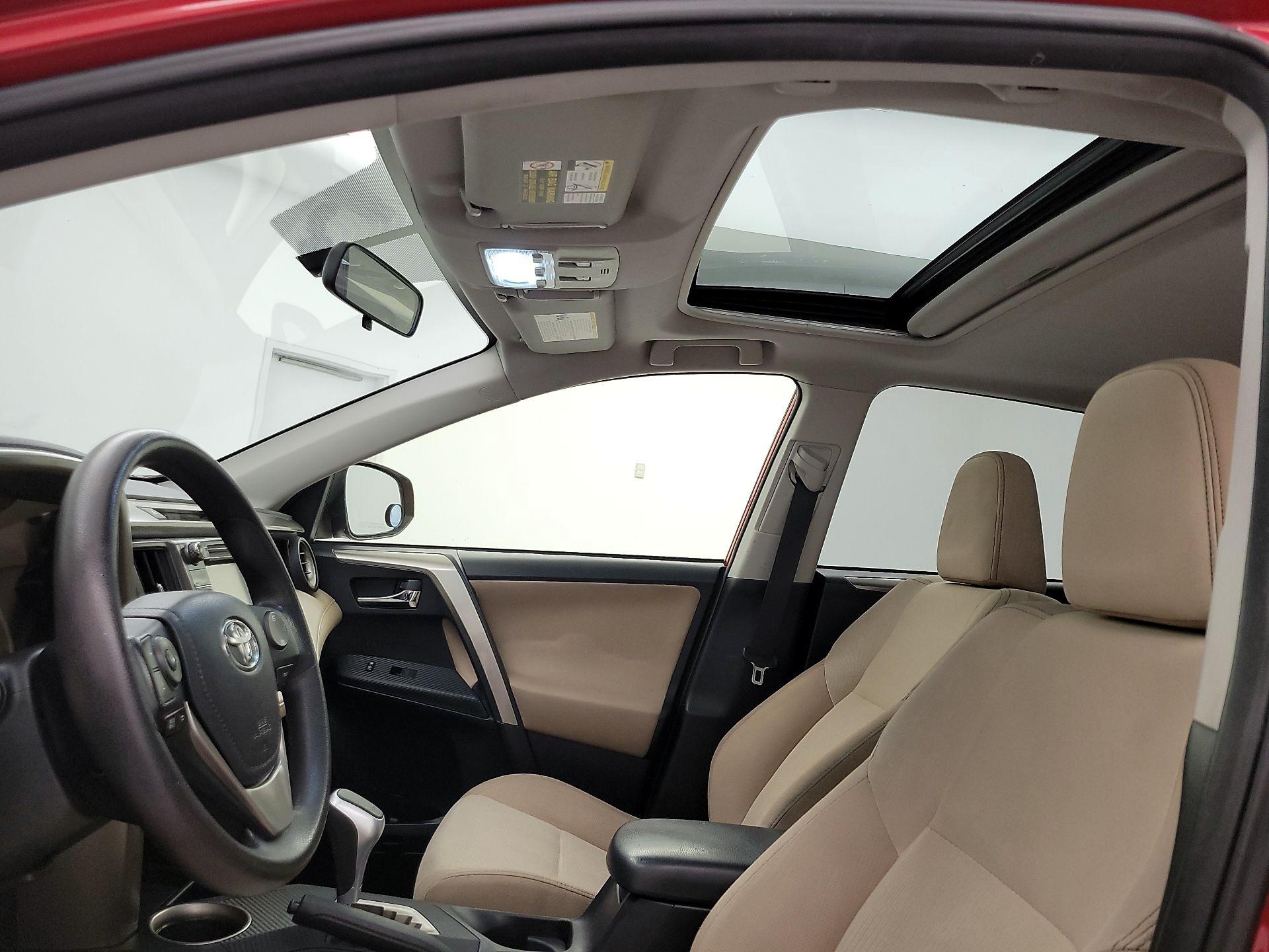 Thumbnail: 2014 Toyota RAV4 - 20