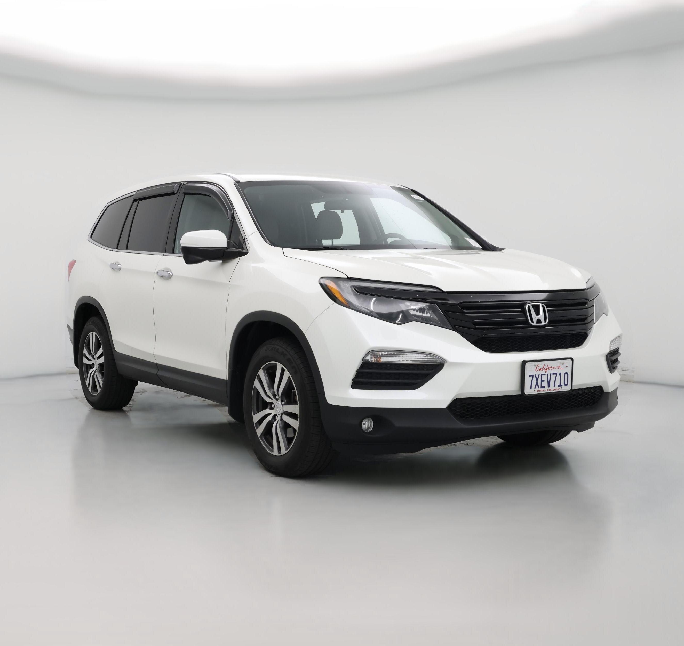 Thumbnail: 2017 Honda Pilot - 1