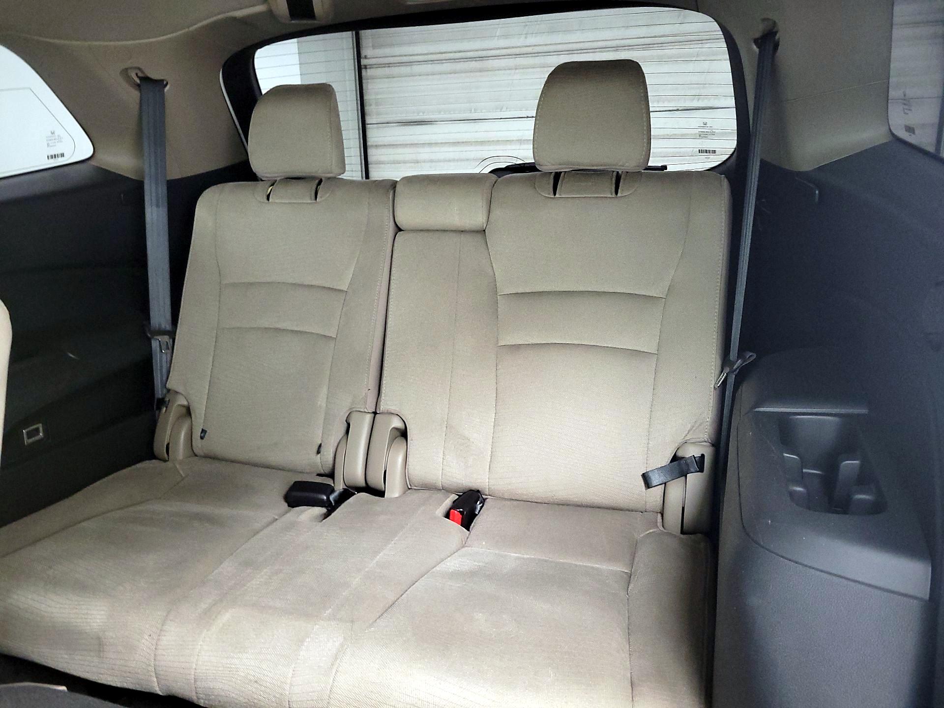 Thumbnail: 2017 Honda Pilot - 20