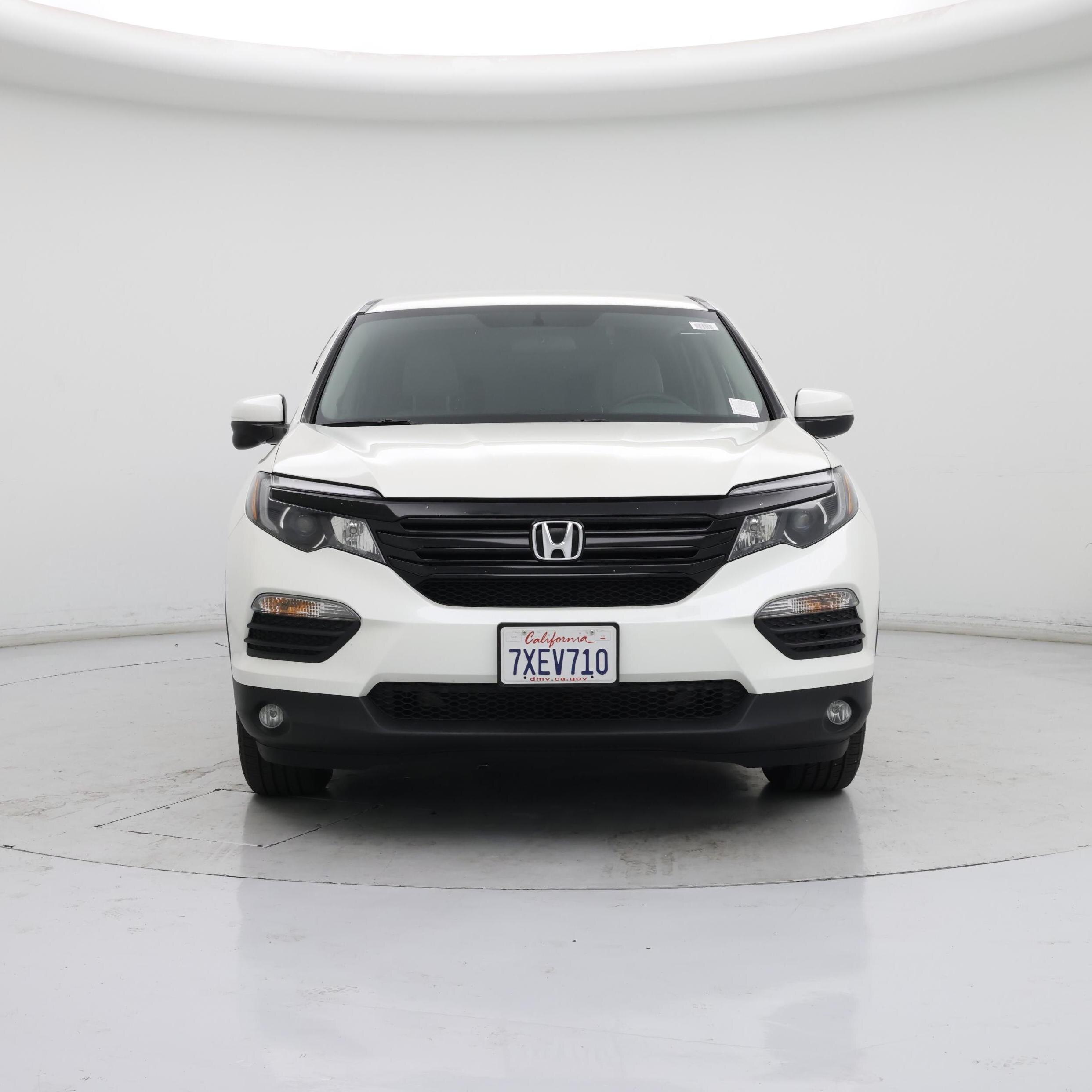 Thumbnail: 2017 Honda Pilot - 5