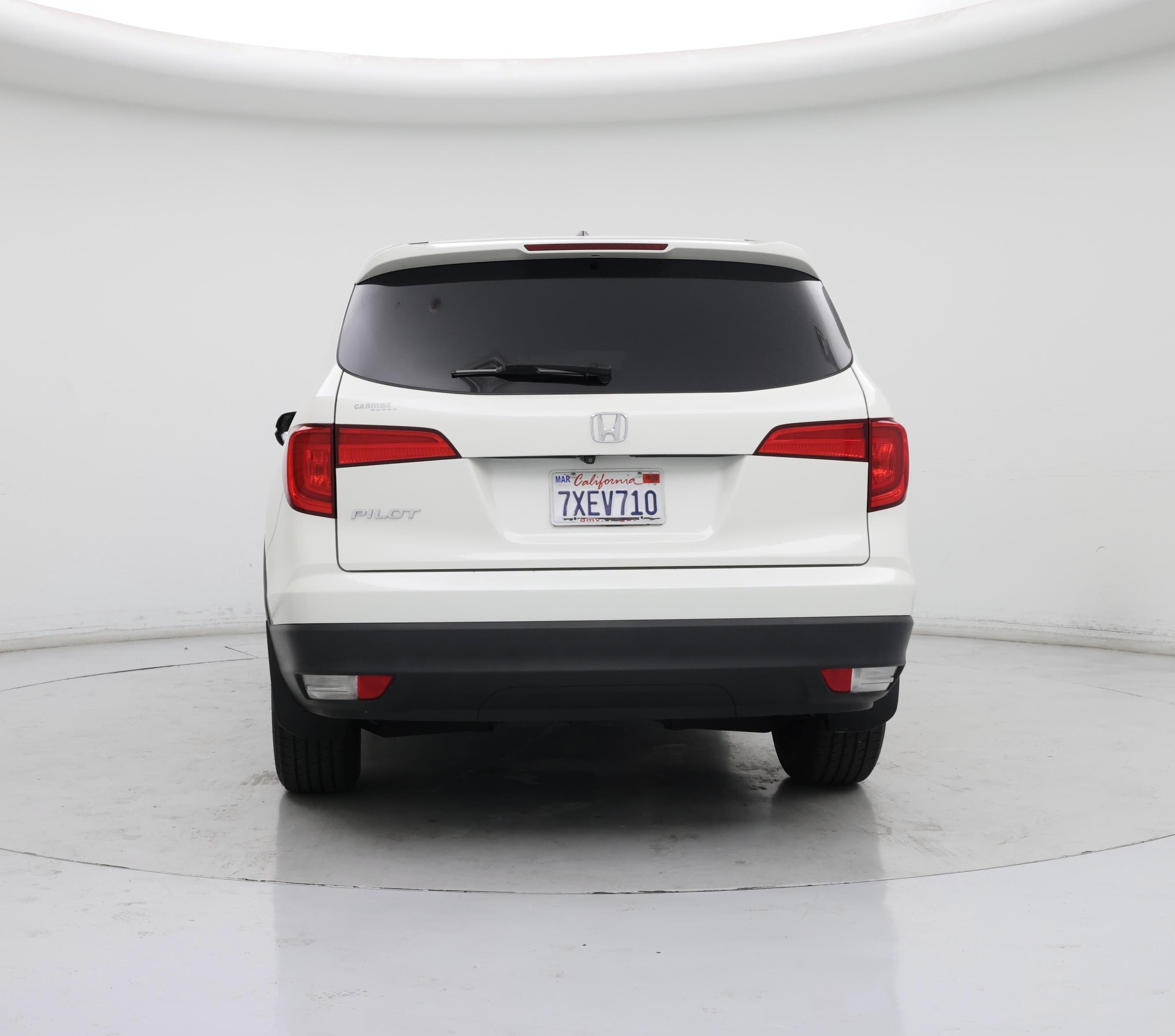 Thumbnail: 2017 Honda Pilot - 6