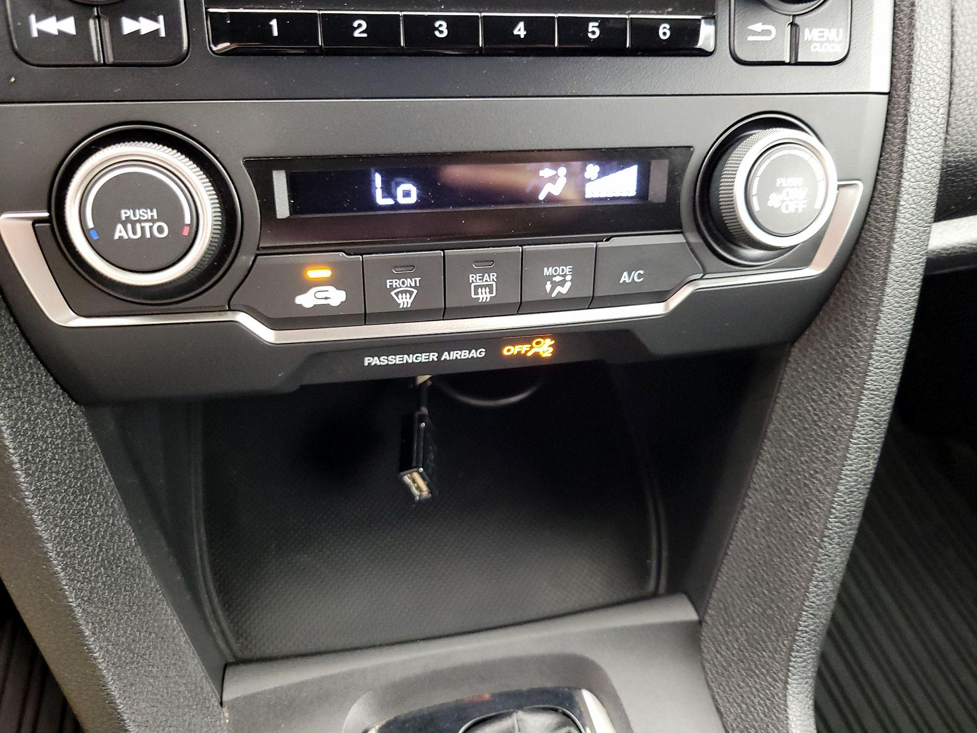 Thumbnail: 2019 Honda Civic - 16