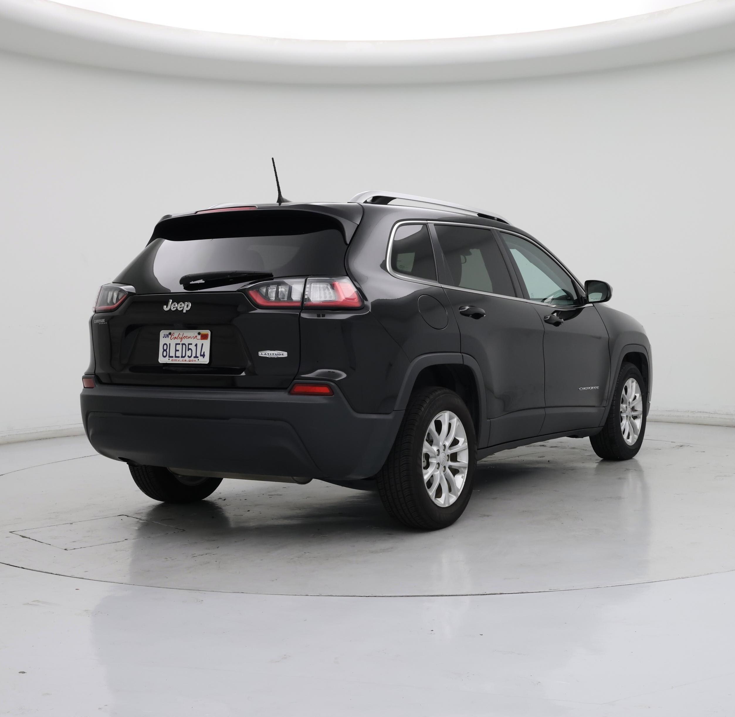 Thumbnail: 2019 Jeep Cherokee - 8
