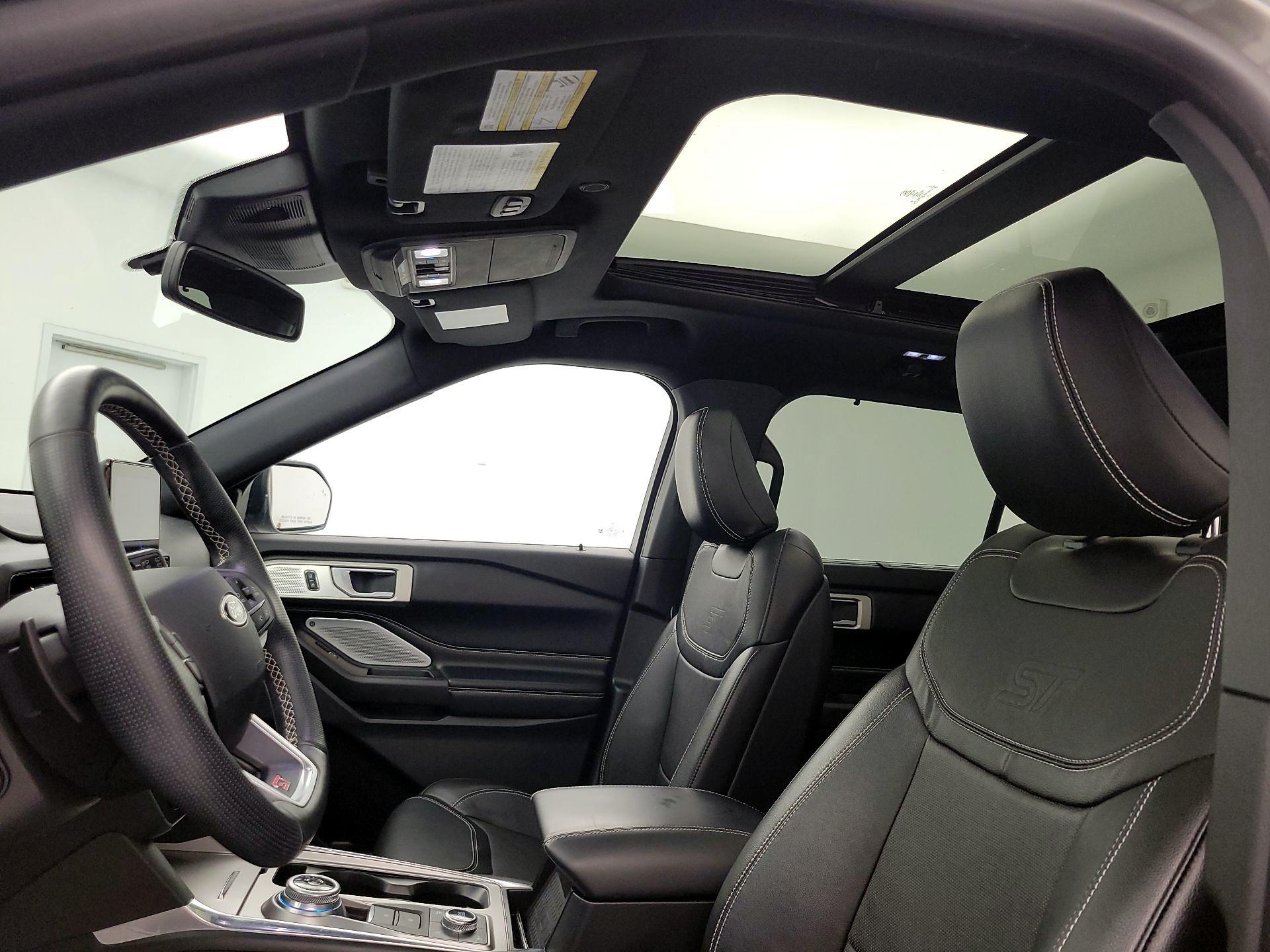 Thumbnail: 2020 Ford Explorer - 20