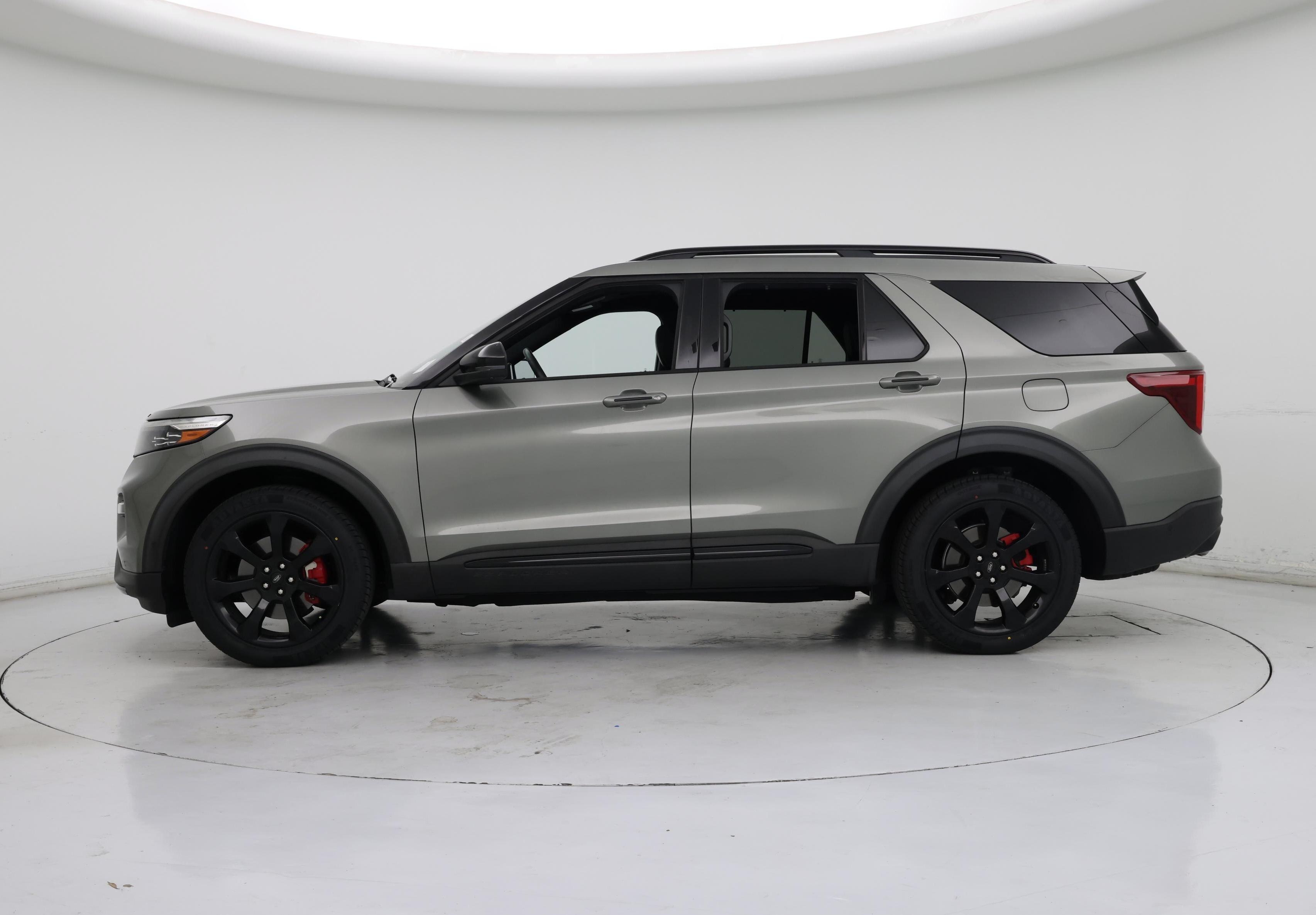Thumbnail: 2020 Ford Explorer - 3