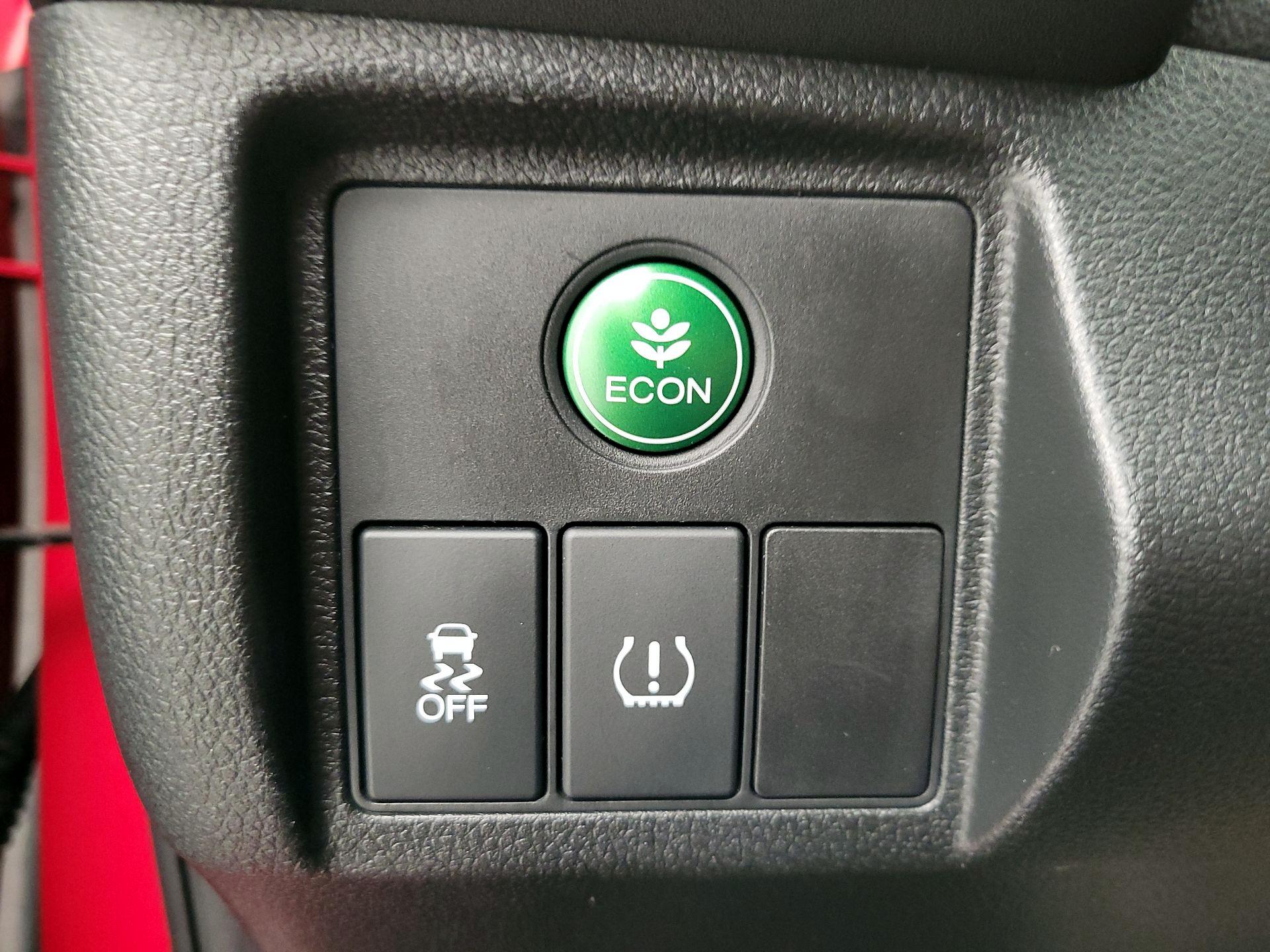 Thumbnail: 2019 Honda HR-V - 13