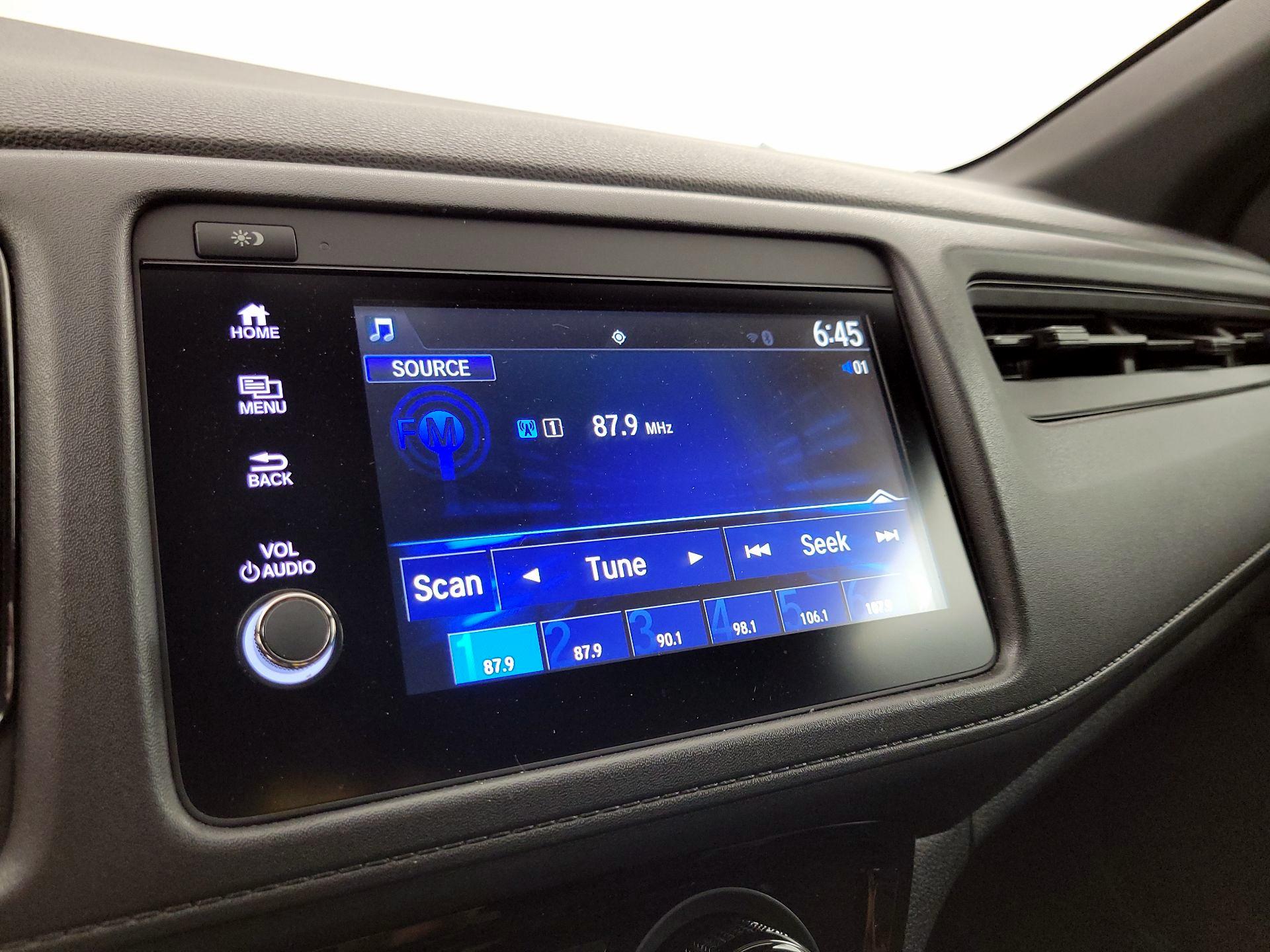 Thumbnail: 2019 Honda HR-V - 15