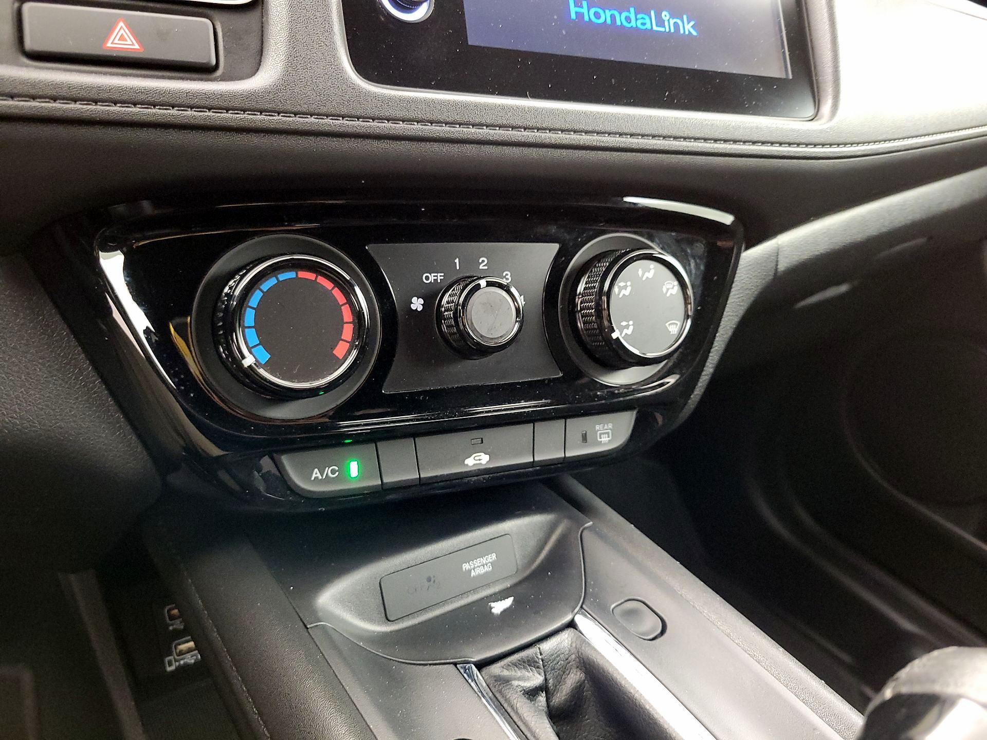 Thumbnail: 2019 Honda HR-V - 16