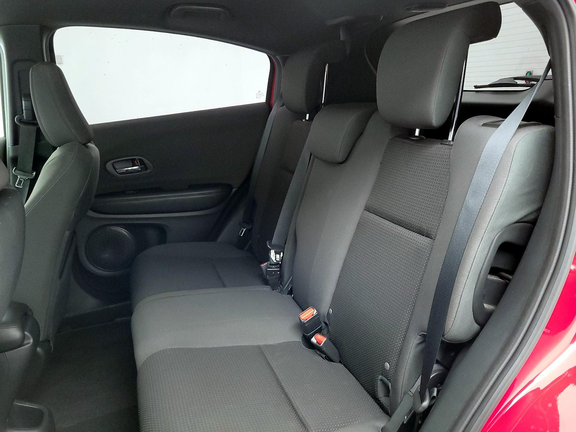 Thumbnail: 2019 Honda HR-V - 19