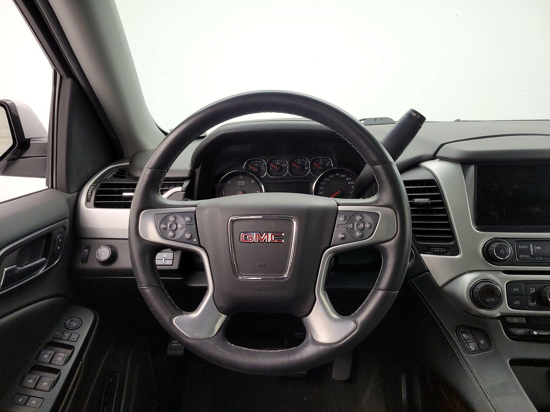 Thumbnail: 2015 GMC Yukon - 10