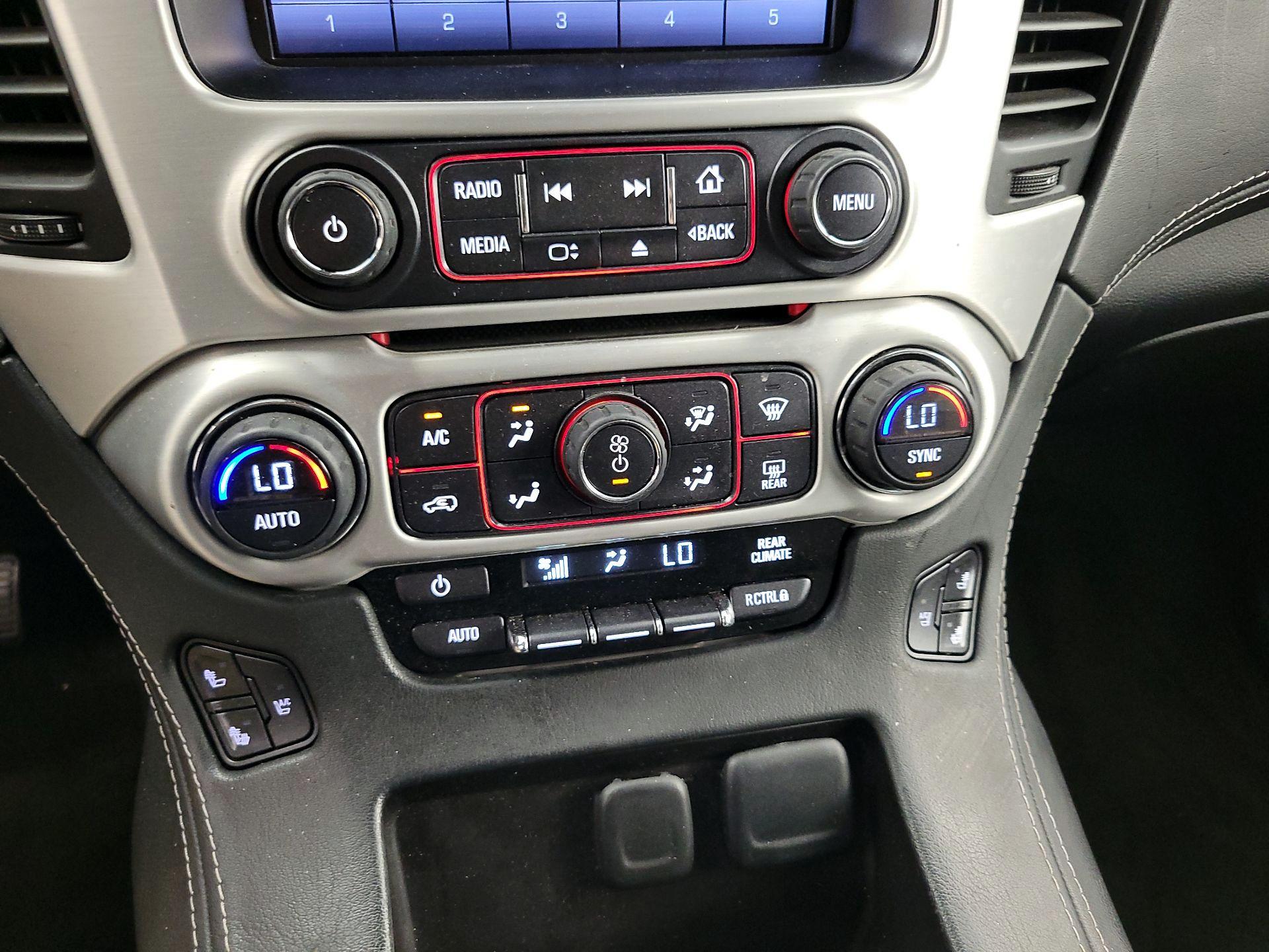 Thumbnail: 2015 GMC Yukon - 17