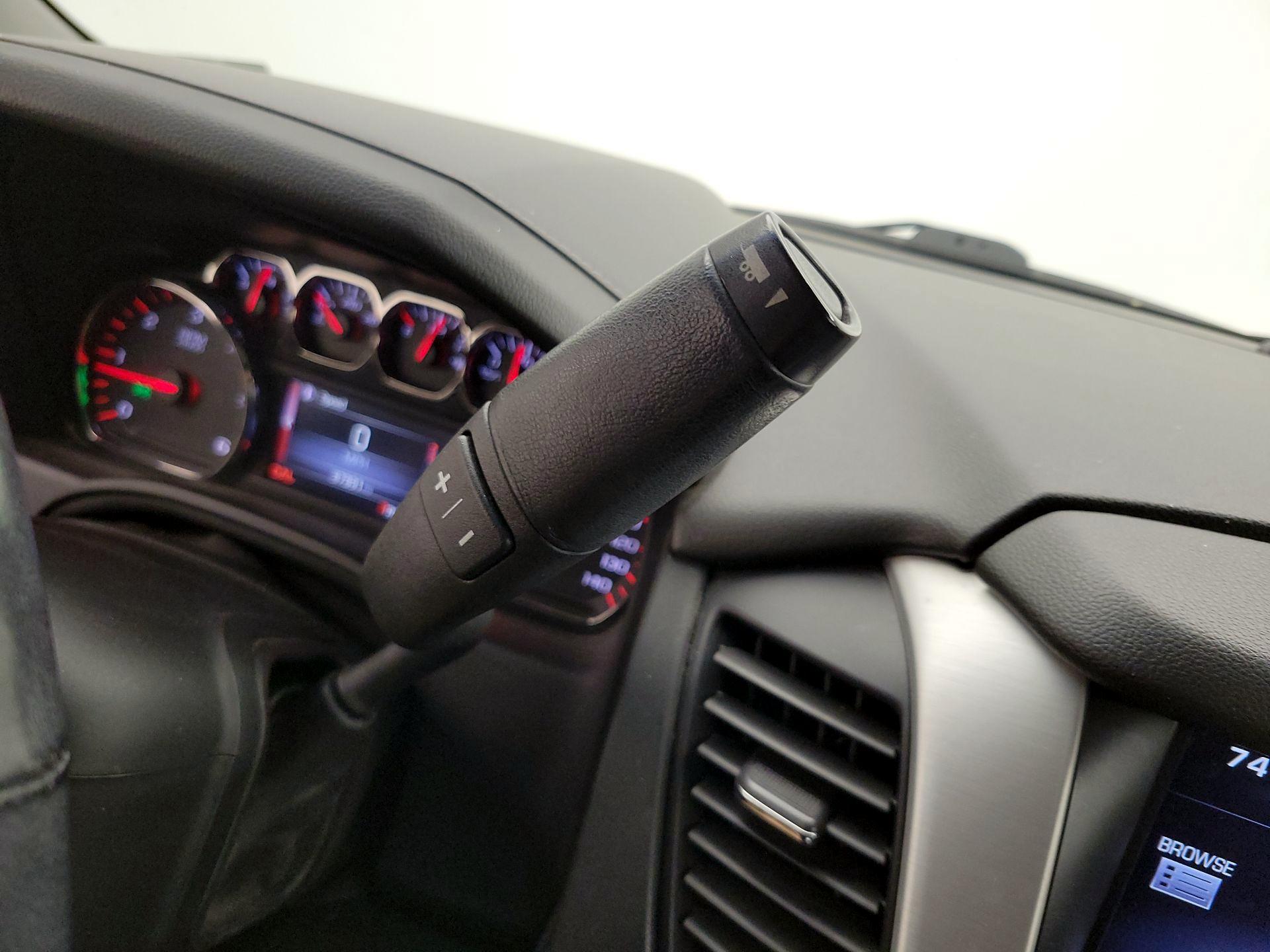 Thumbnail: 2015 GMC Yukon - 18