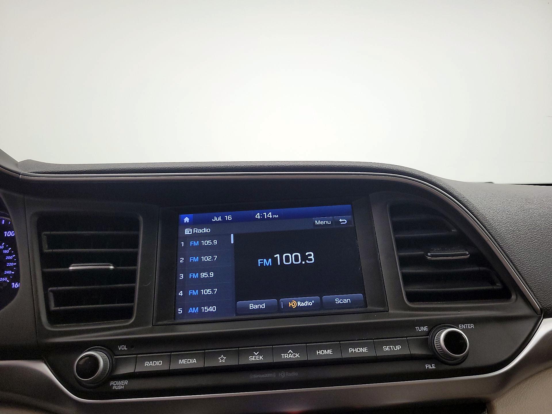 Thumbnail: 2019 Hyundai Elantra - 15