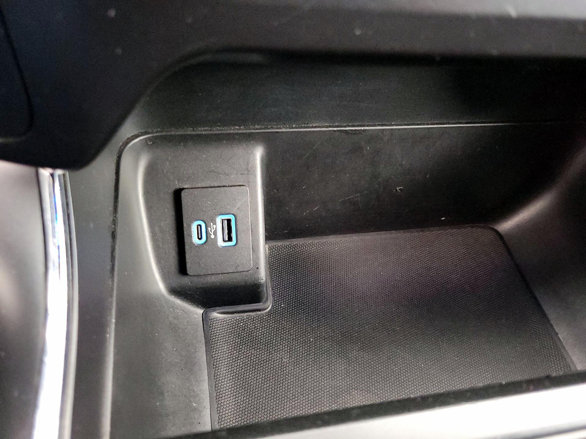 Thumbnail: 2021 Ford F-150 - 19