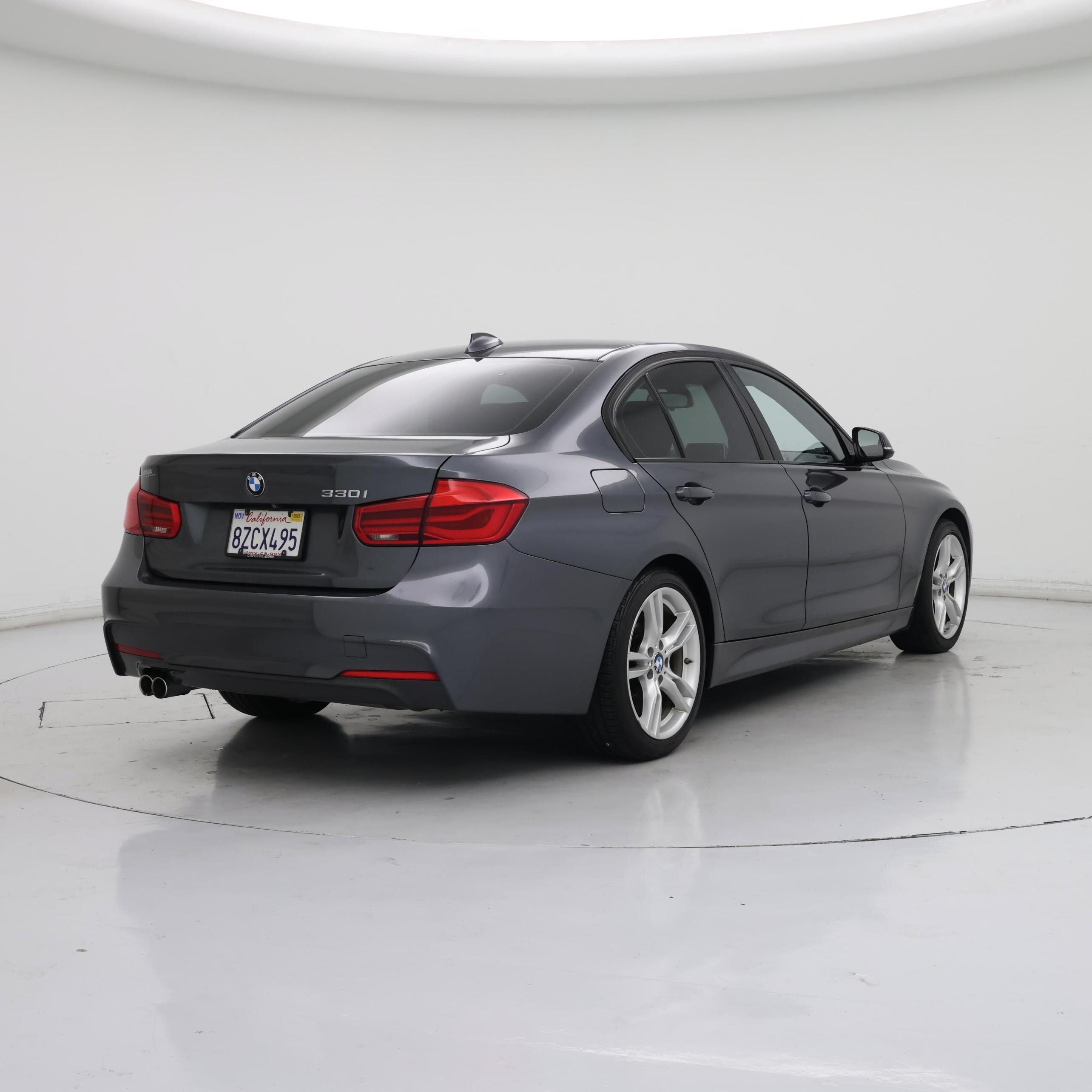 Thumbnail: 2018 BMW 3 Series - 8