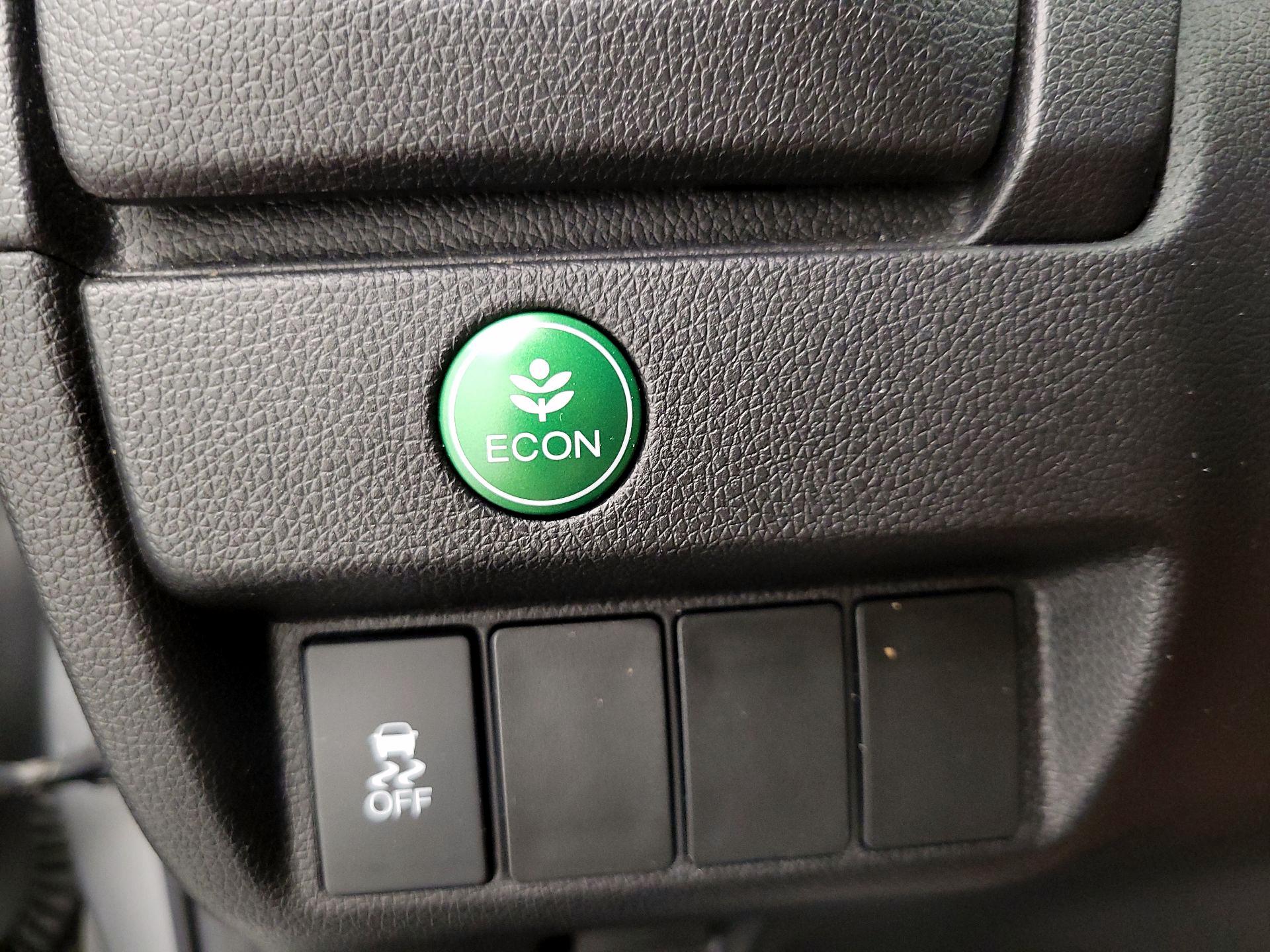 Thumbnail: 2016 Honda Fit - 13
