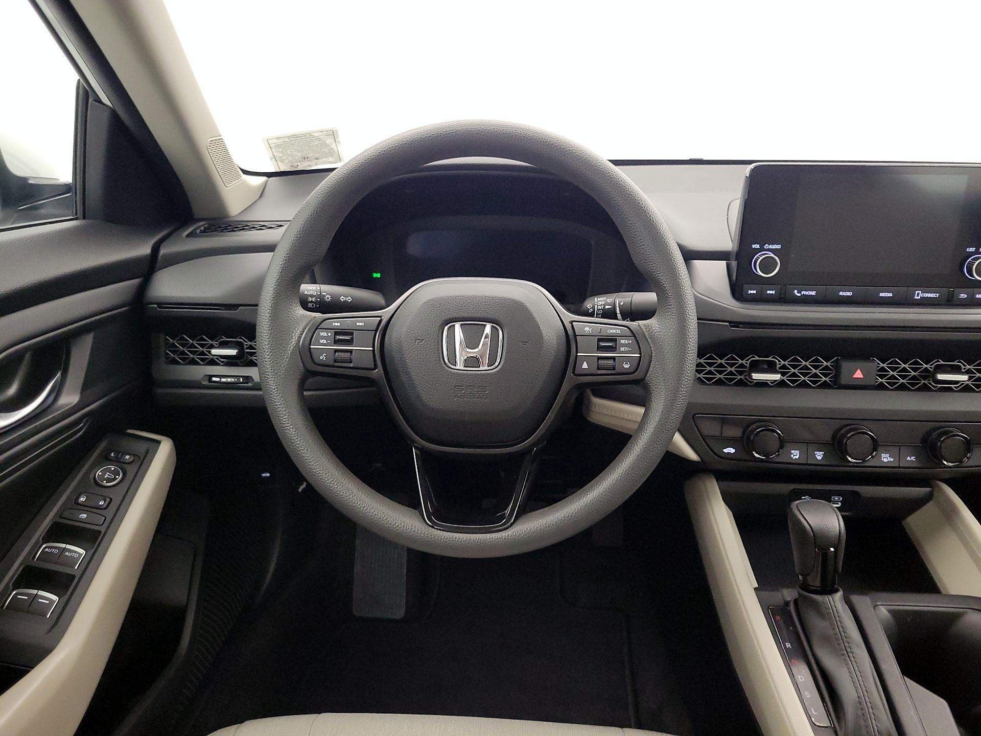 Thumbnail: 2023 Honda Accord - 10