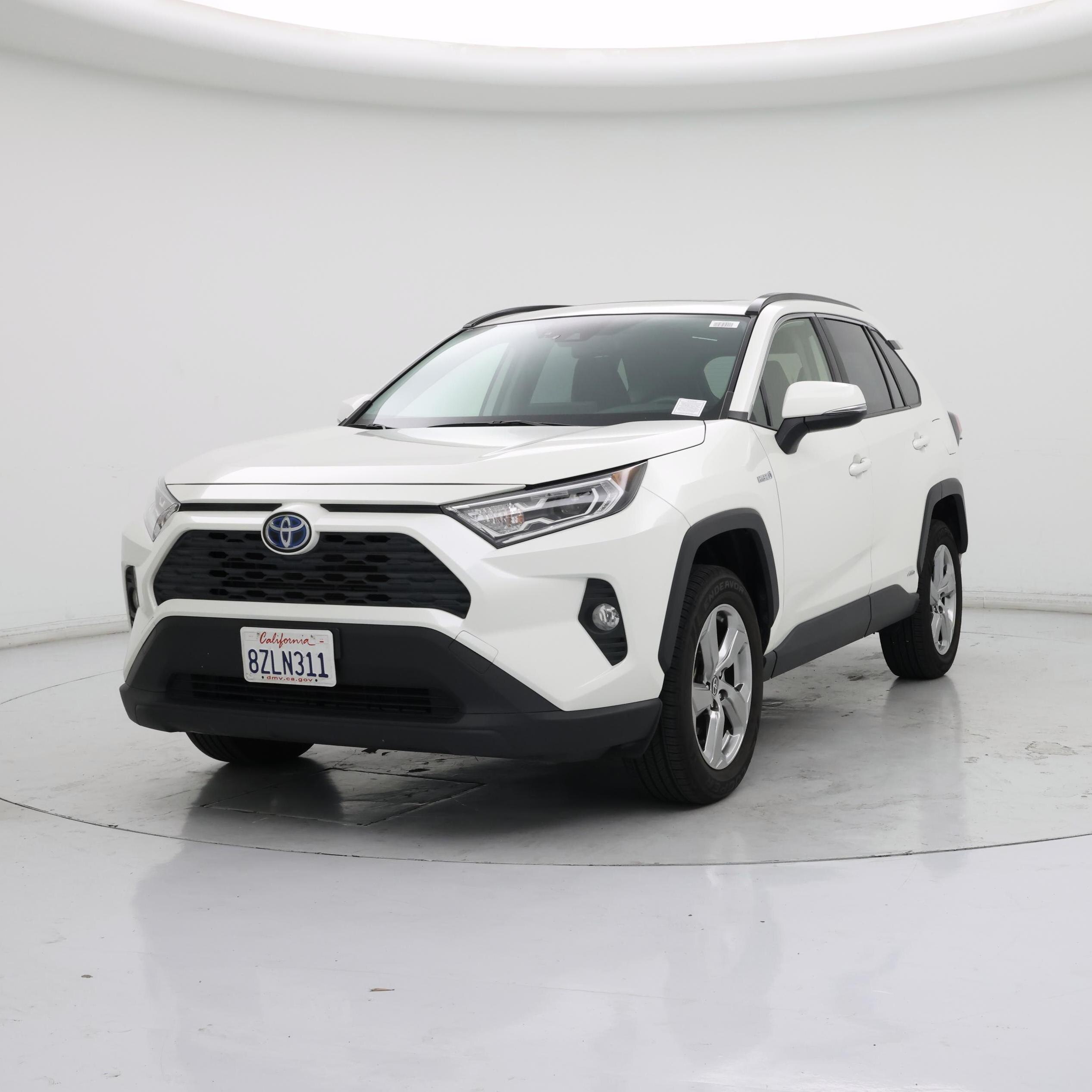 Thumbnail: 2021 Toyota RAV4 - 4