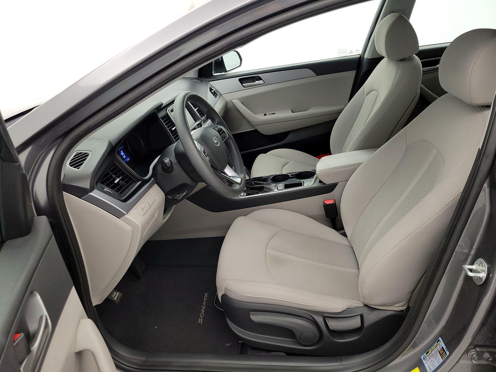 Thumbnail: 2019 Hyundai Sonata - 11