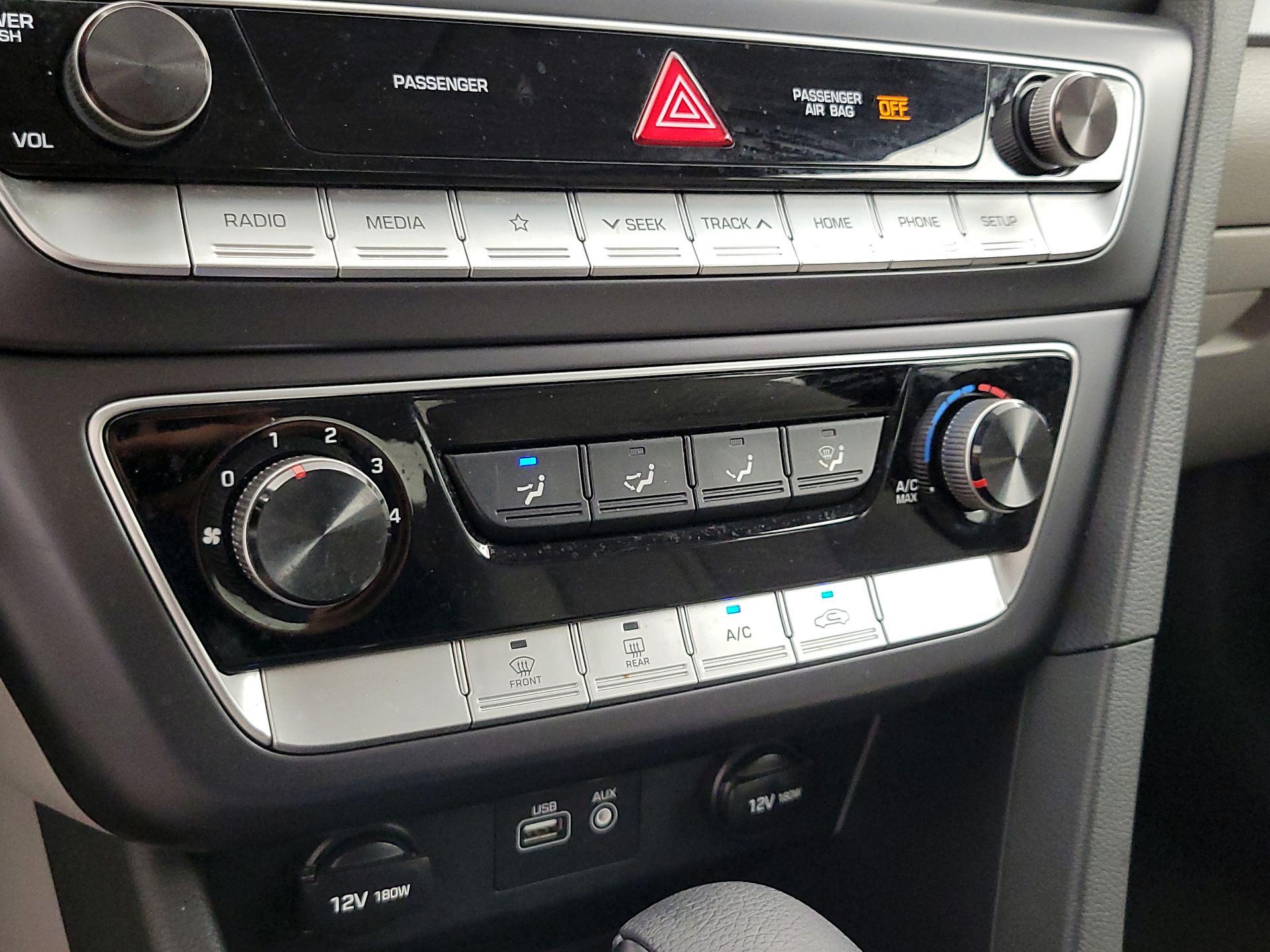 Thumbnail: 2019 Hyundai Sonata - 16