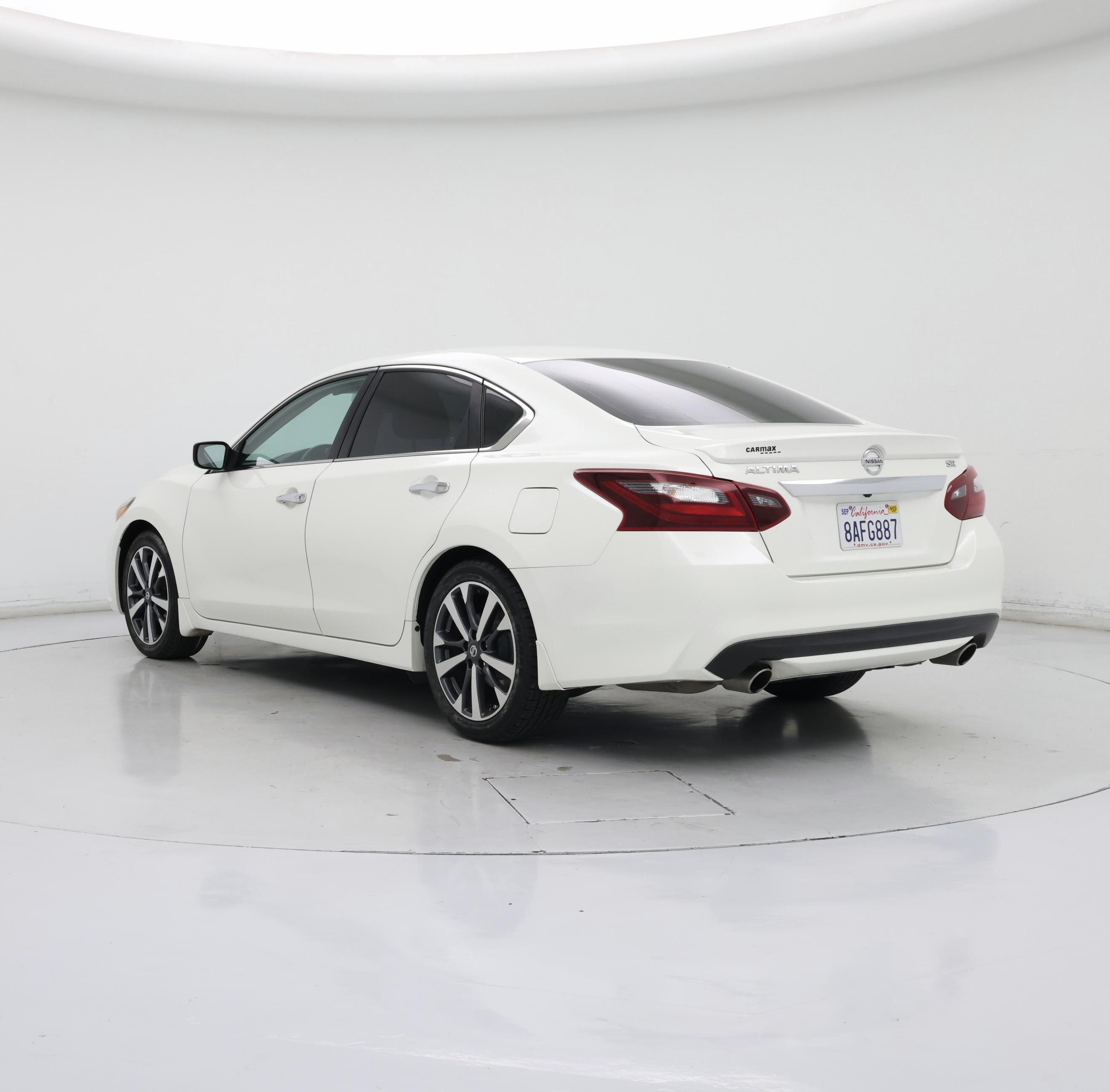 Thumbnail: 2017 Nissan Altima - 2