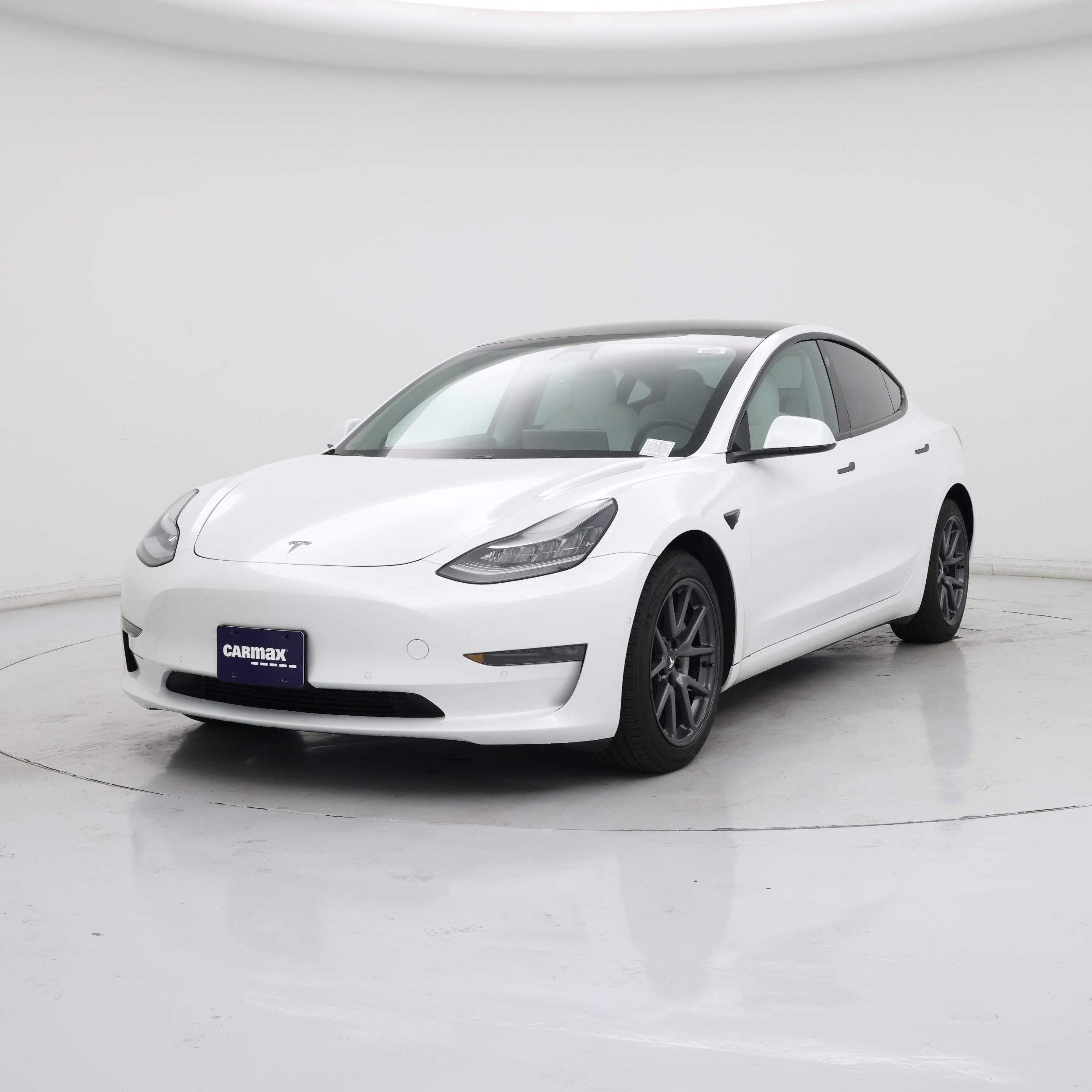 Thumbnail: 2020 Tesla Model 3 - 4