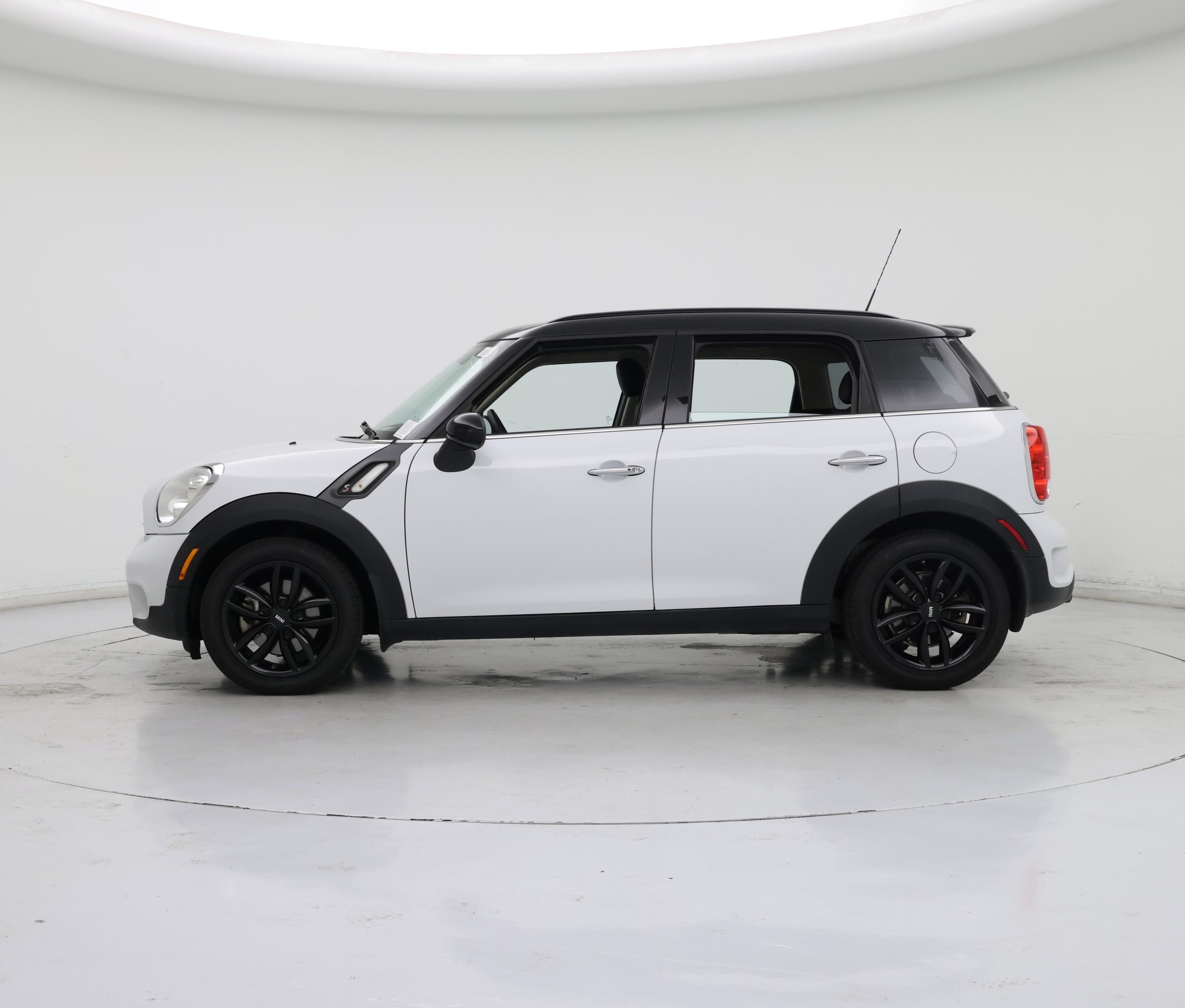 Thumbnail: 2016 MINI Cooper Countryman - 3