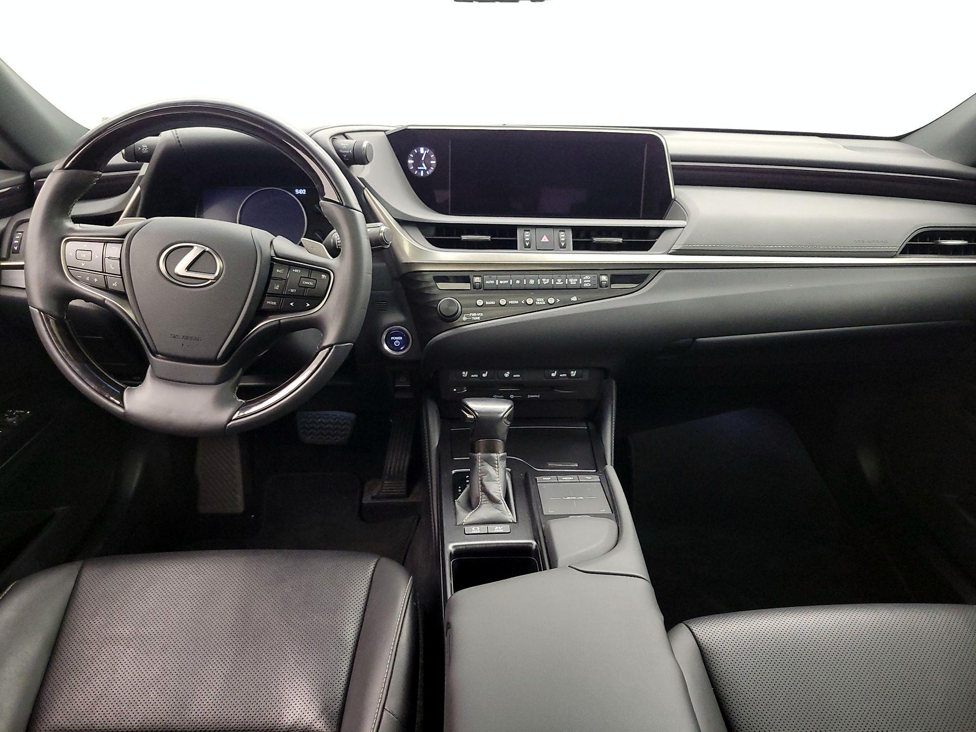 Thumbnail: 2020 Lexus ES - 9
