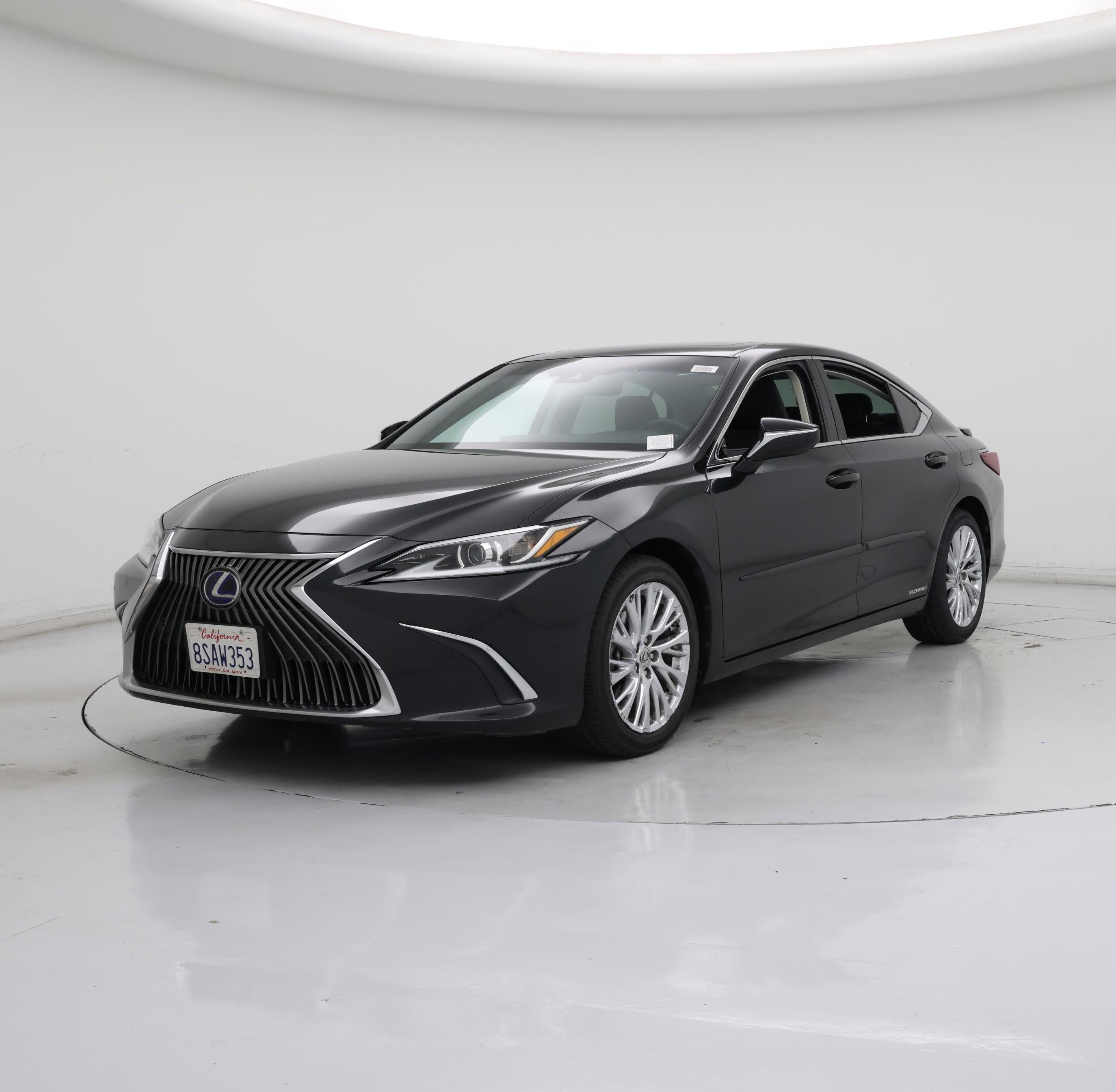 Thumbnail: 2020 Lexus ES - 4