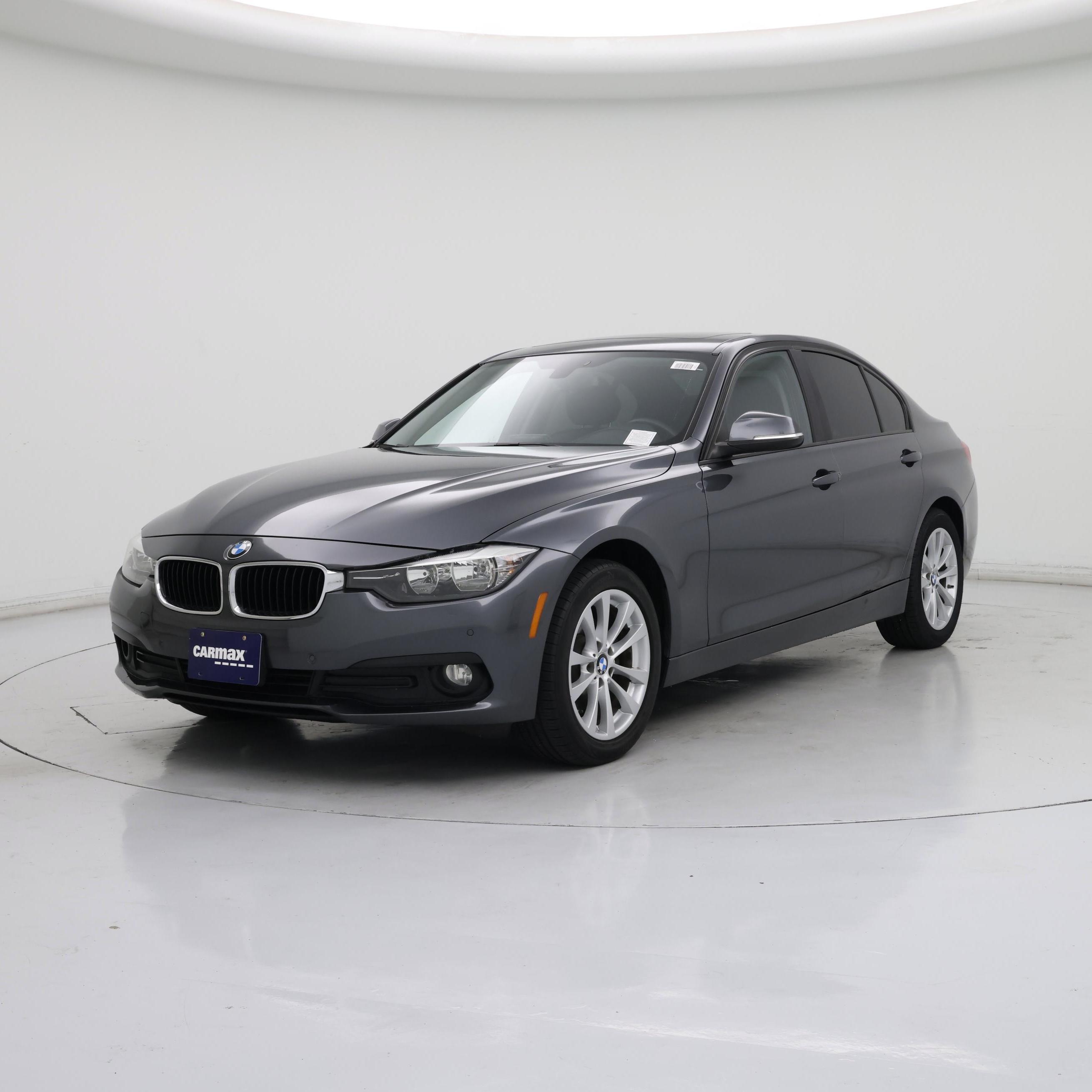 Thumbnail: 2016 BMW 3 Series - 4