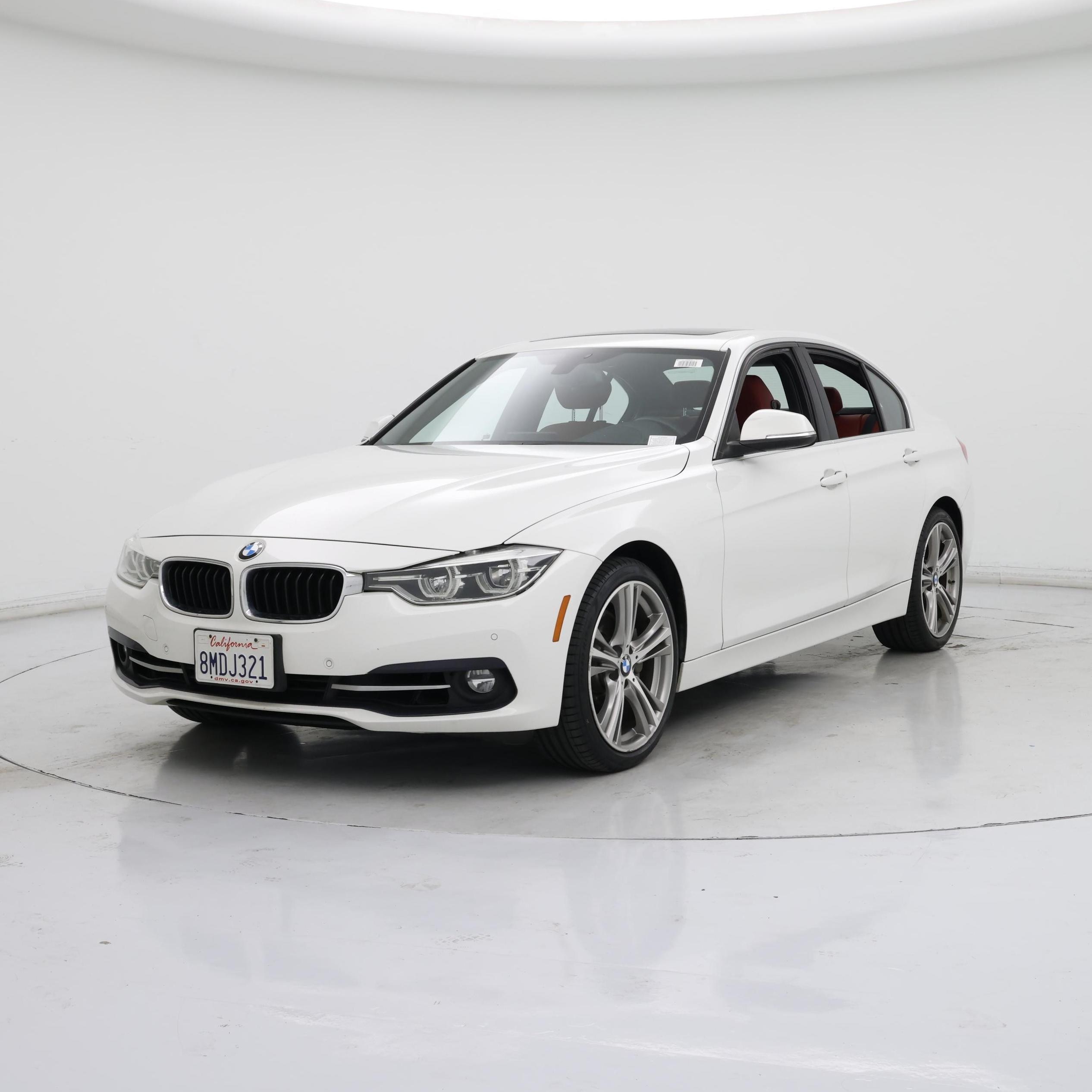 Thumbnail: 2016 BMW 3 Series - 4