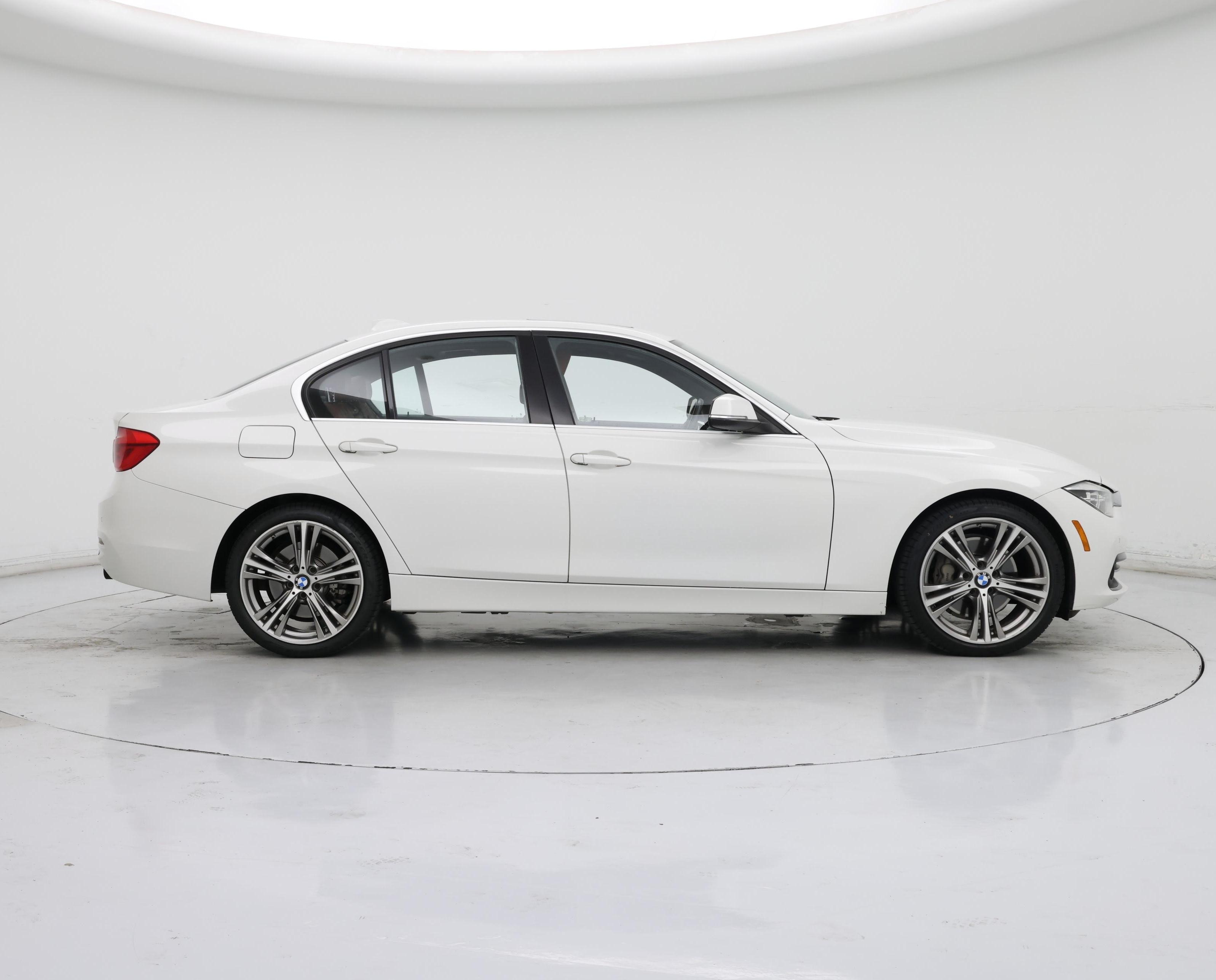 Thumbnail: 2016 BMW 3 Series - 7