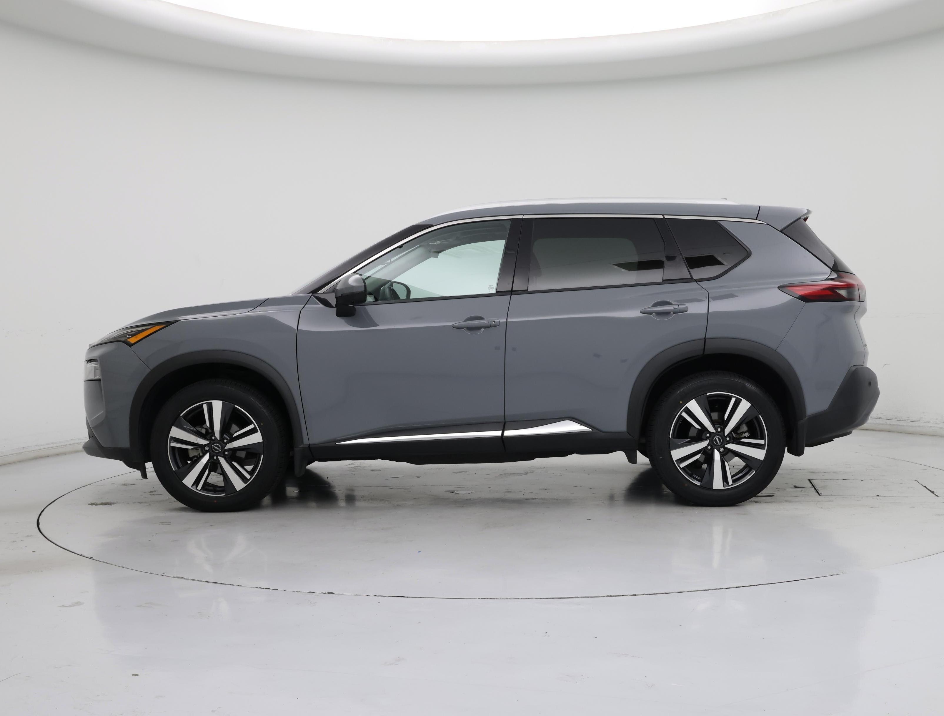 Thumbnail: 2022 Nissan Rogue - 3