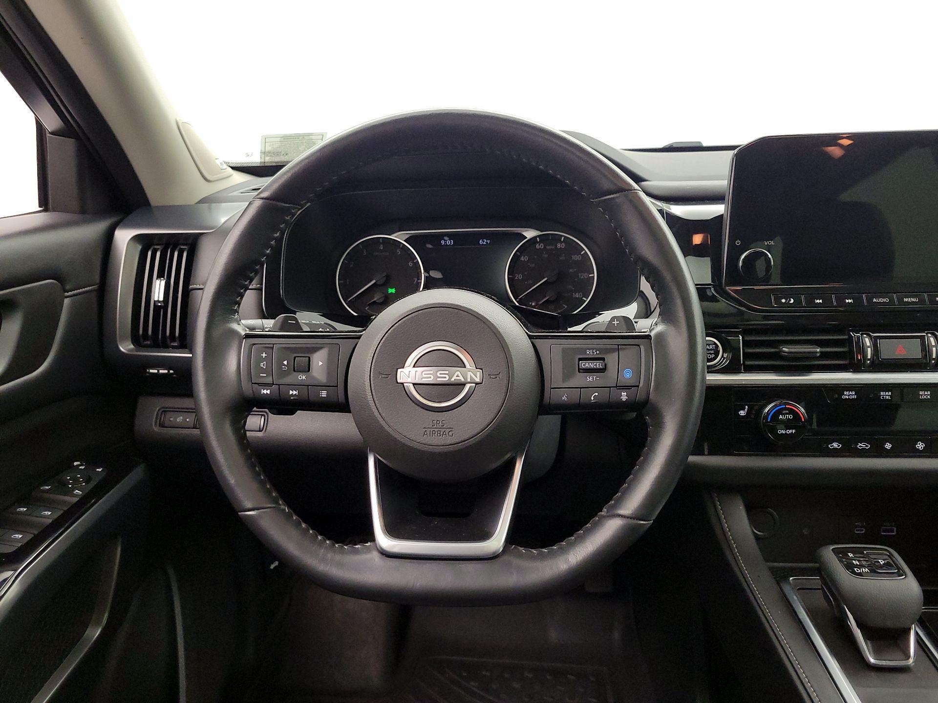 Thumbnail: 2022 Nissan Pathfinder - 10