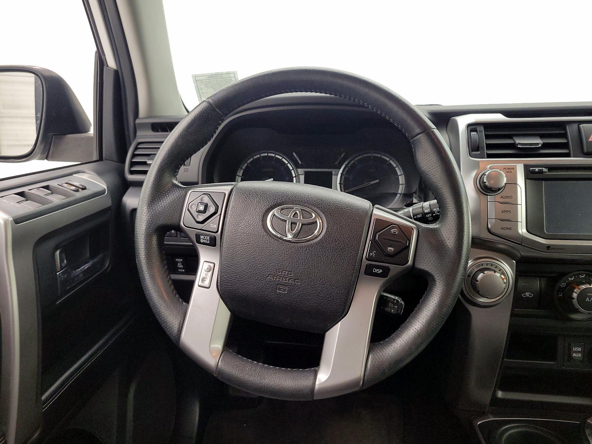 Thumbnail: 2018 Toyota 4Runner - 10