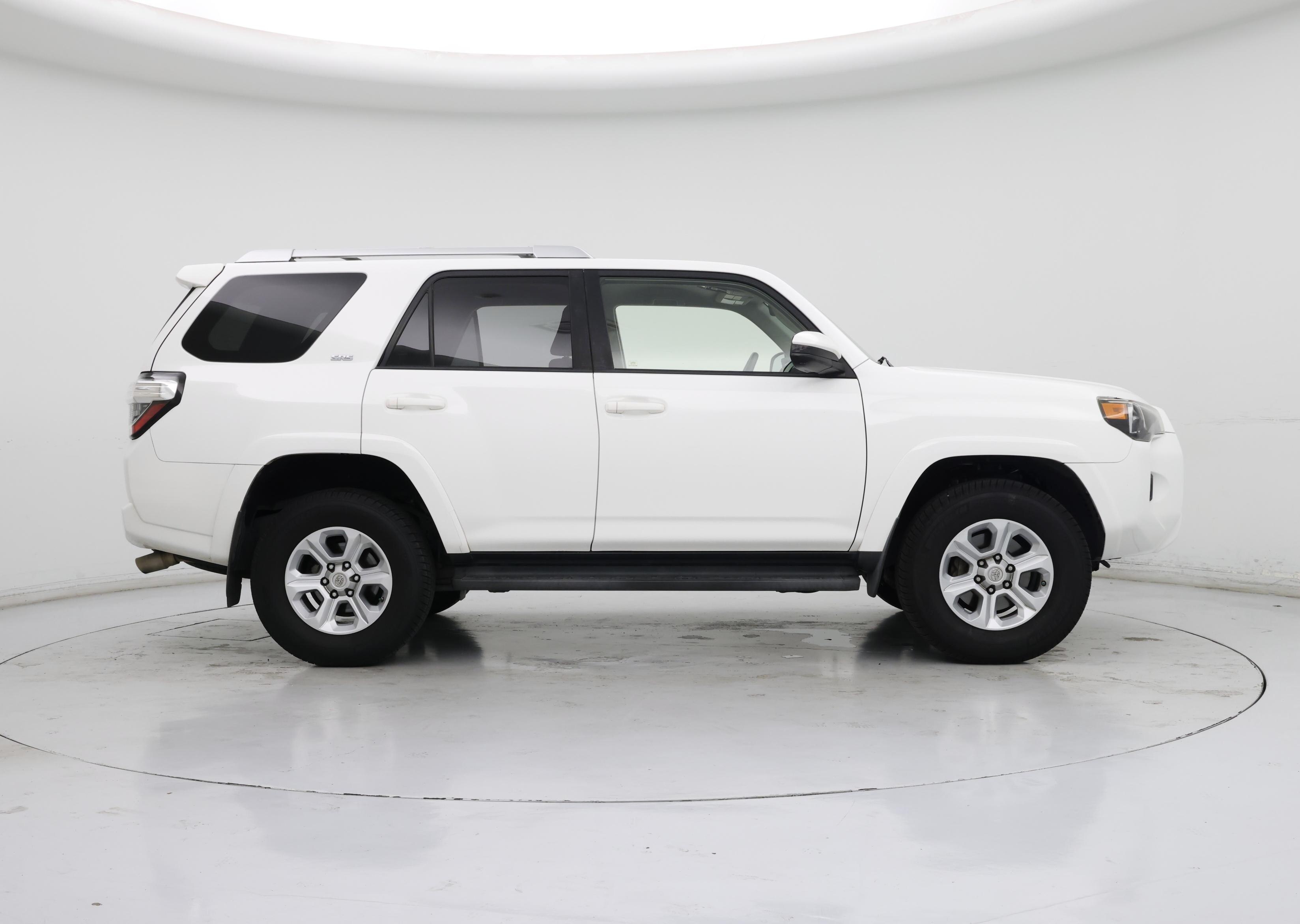 Thumbnail: 2018 Toyota 4Runner - 7