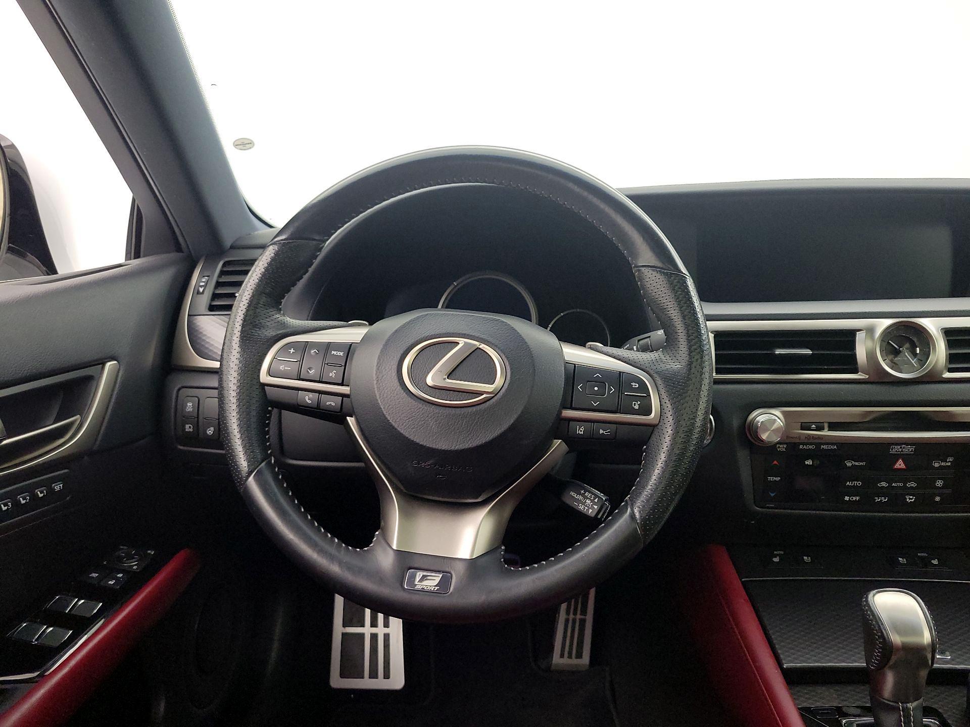 Thumbnail: 2019 Lexus GS - 10