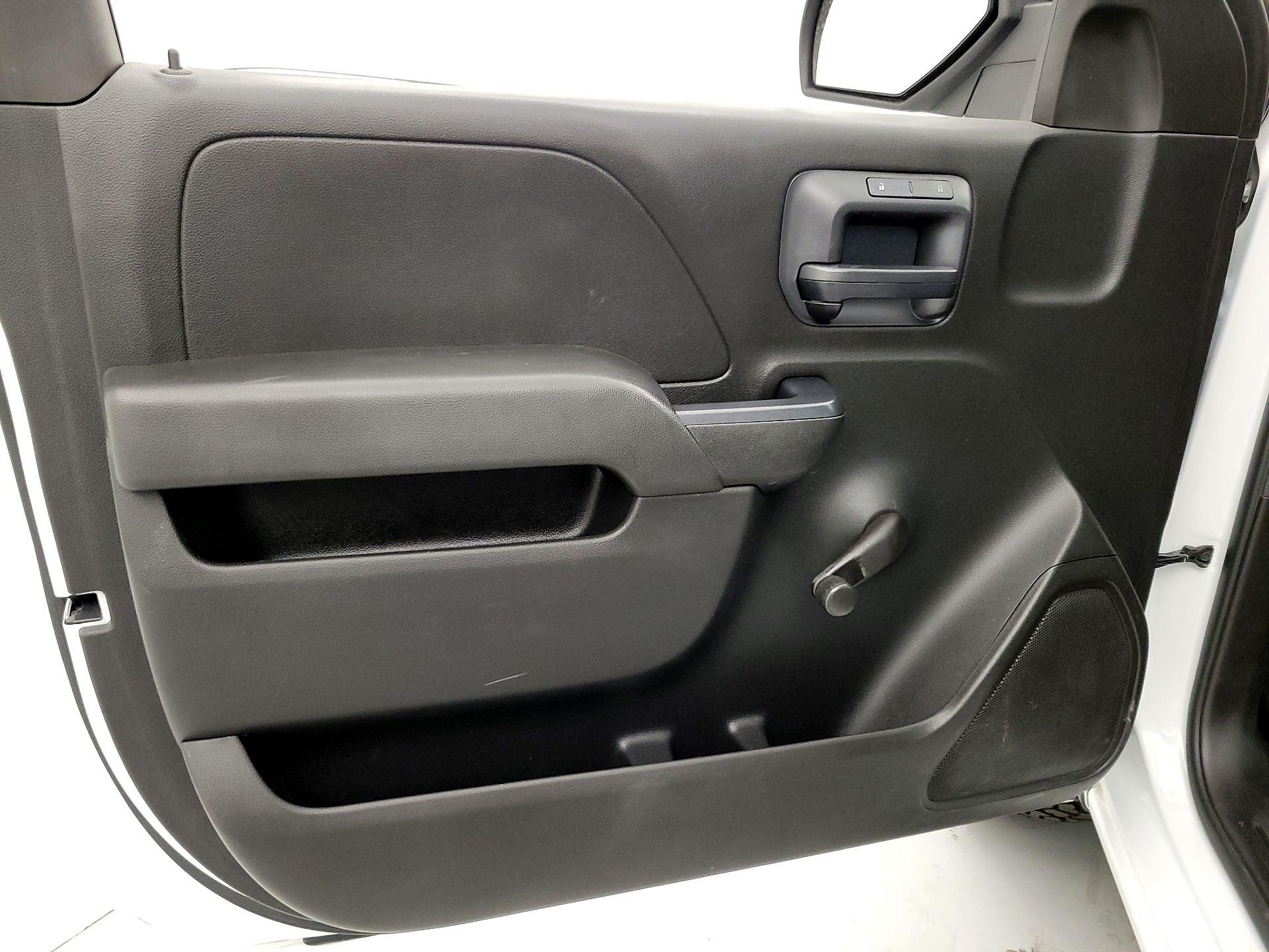 Thumbnail: 2015 Chevrolet Silverado 1500 - 12