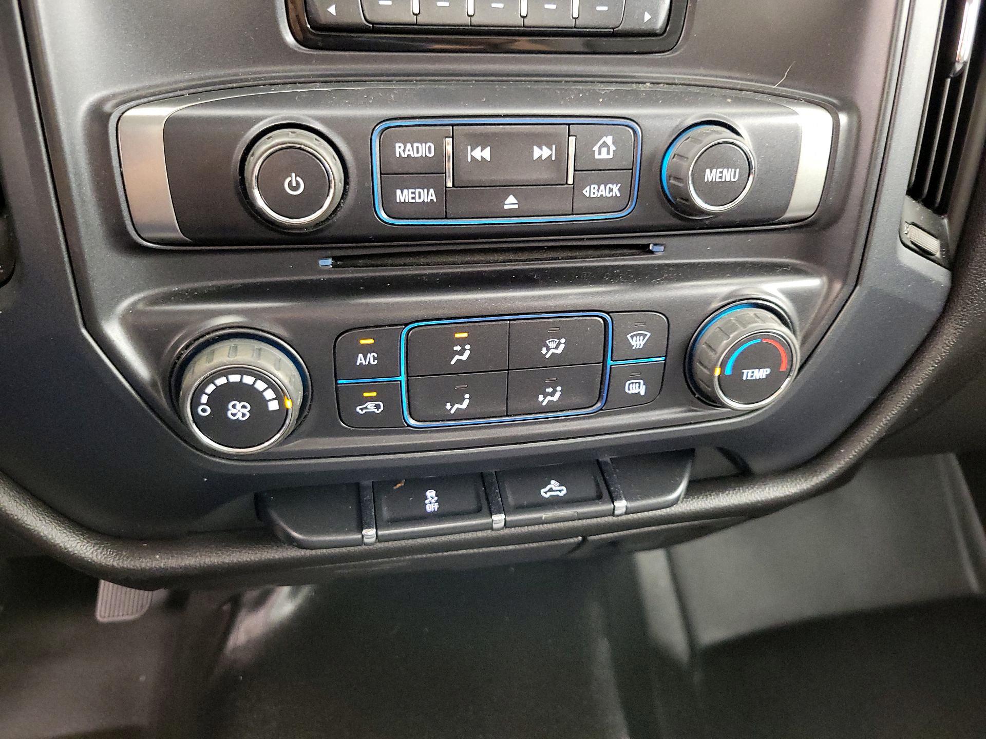 Thumbnail: 2015 Chevrolet Silverado 1500 - 15