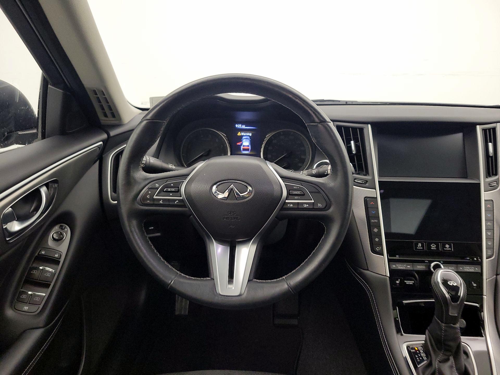 Thumbnail: 2019 INFINITI Q50 - 10