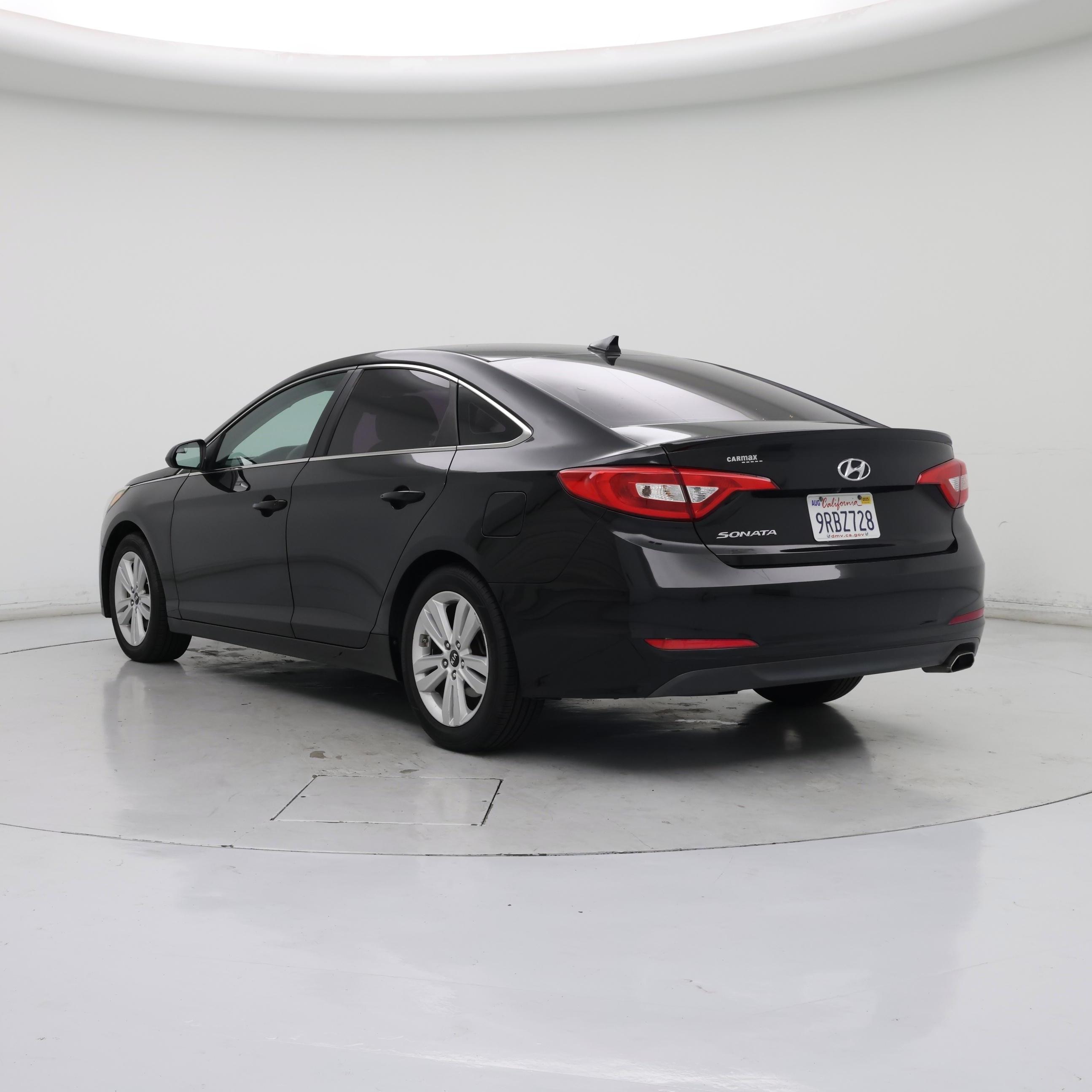 Thumbnail: 2017 Hyundai Sonata - 2