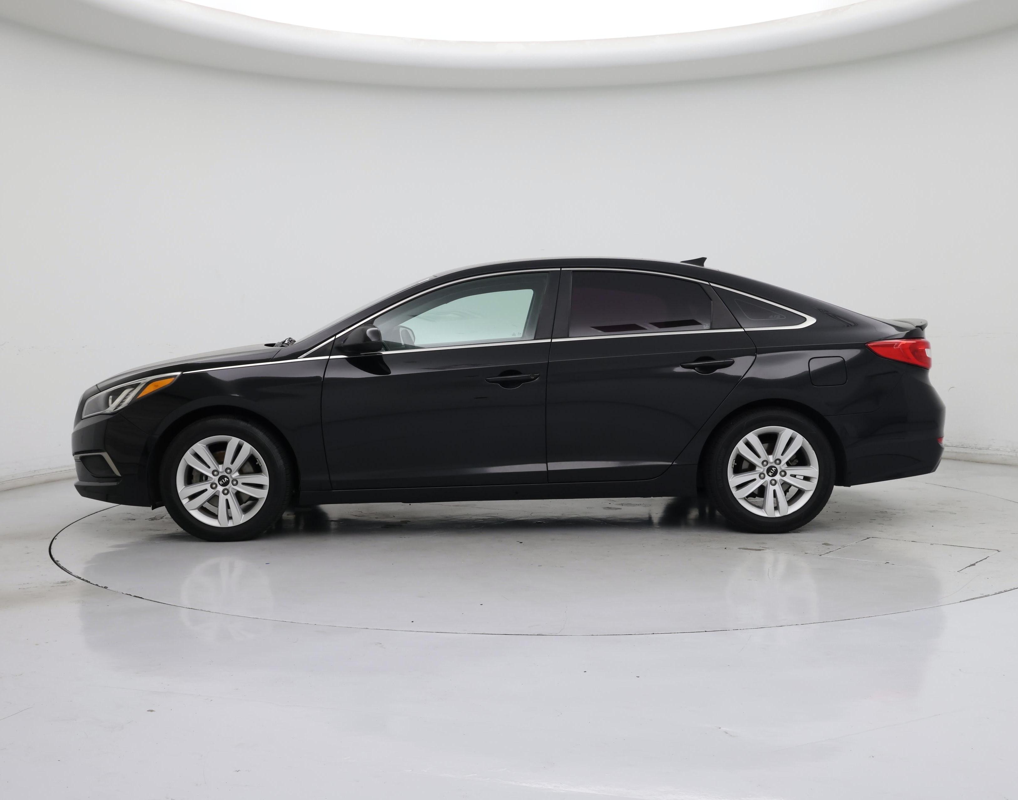 Thumbnail: 2017 Hyundai Sonata - 3