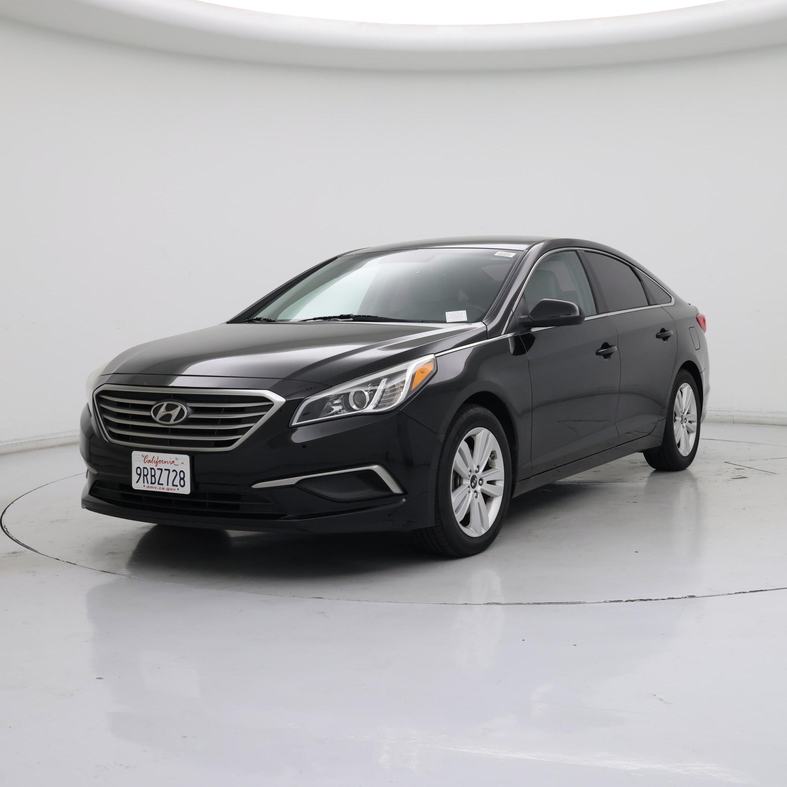 Thumbnail: 2017 Hyundai Sonata - 4