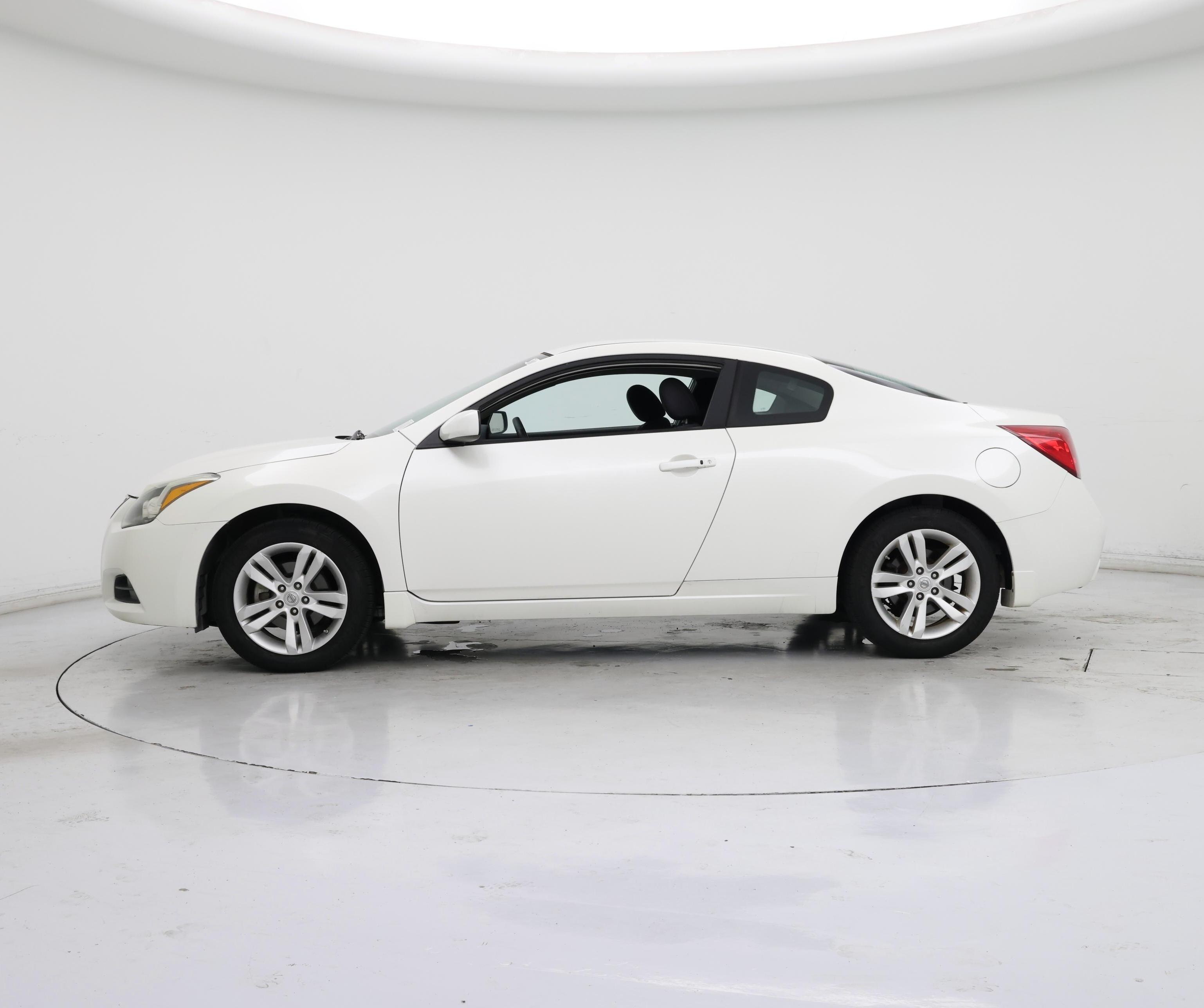 Thumbnail: 2013 Nissan Altima - 3