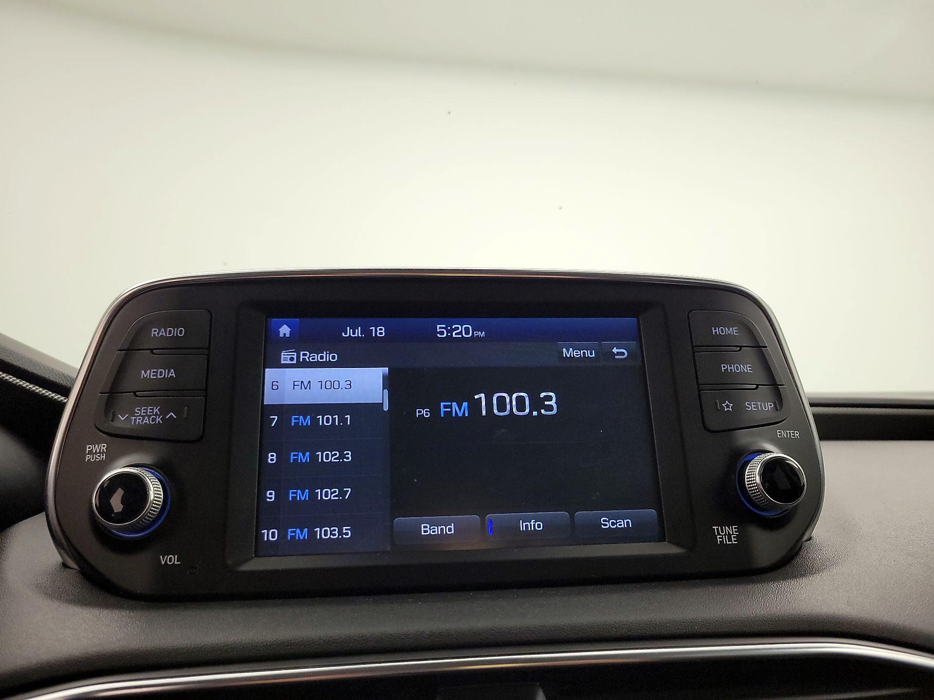 Thumbnail: 2020 Hyundai Santa Fe - 15