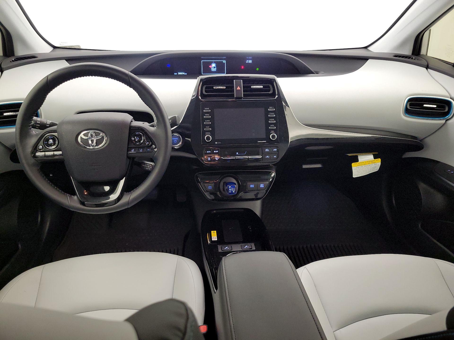 Thumbnail: 2022 Toyota Prius - 9