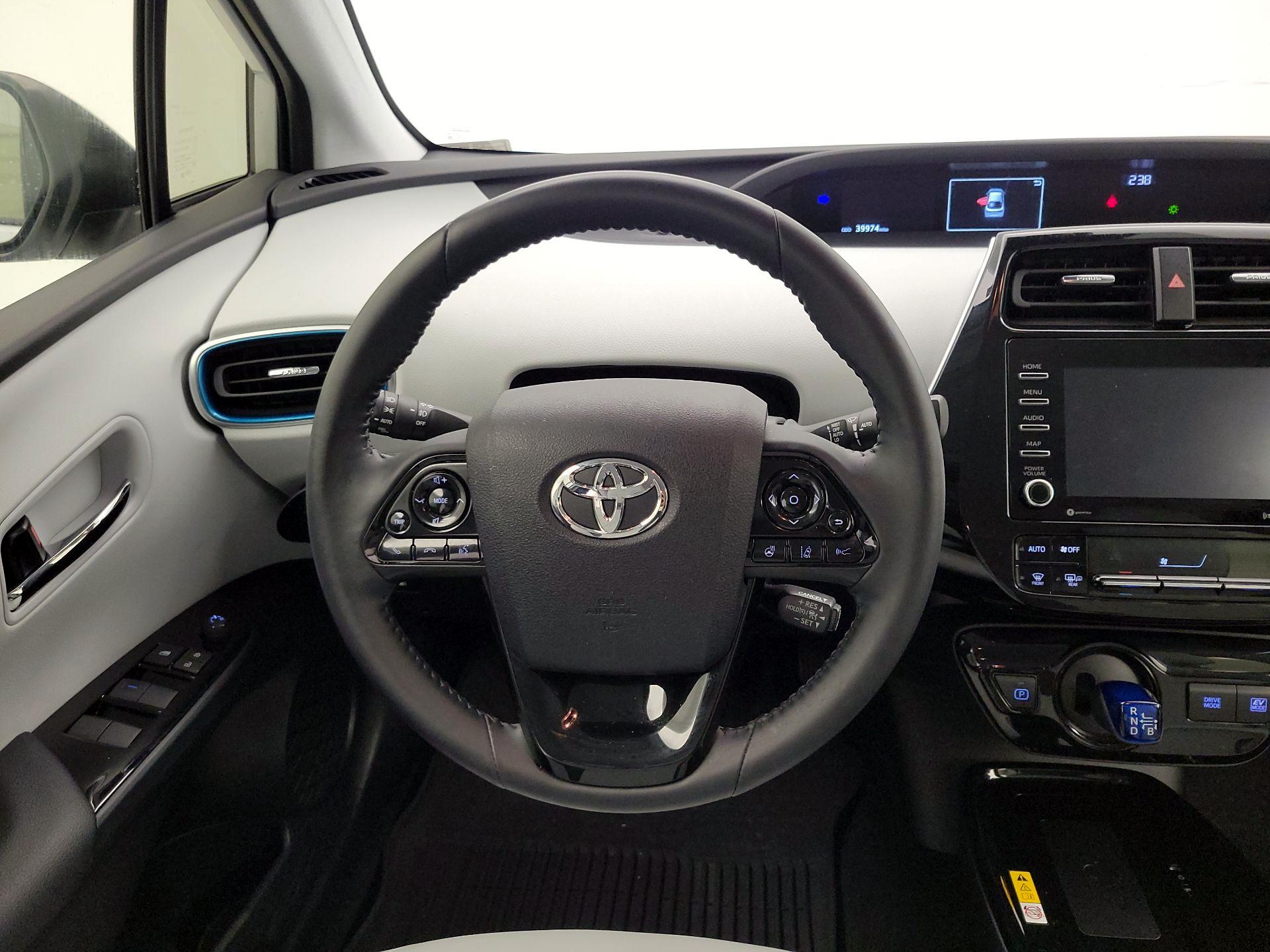 Thumbnail: 2022 Toyota Prius - 10